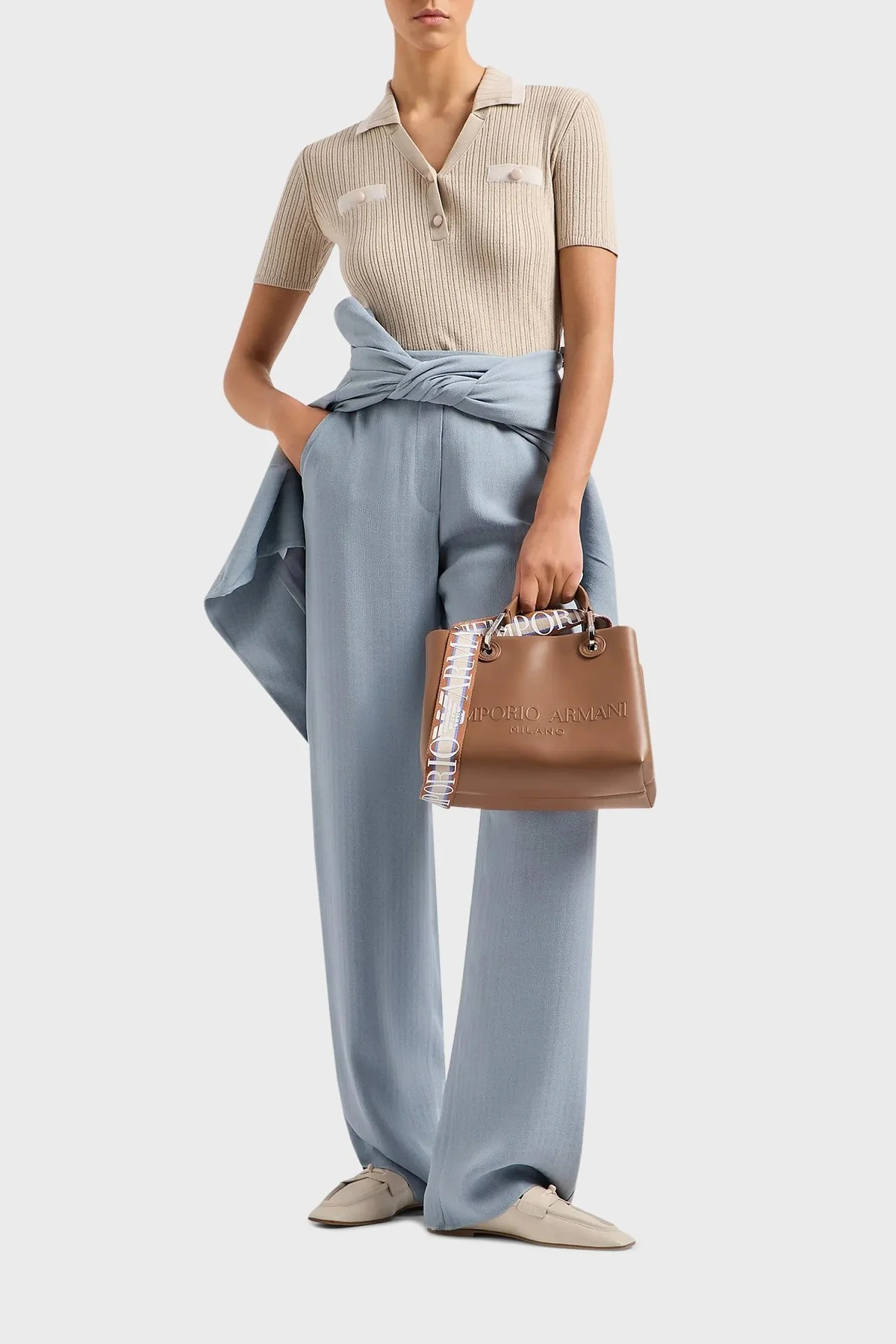 Emporio Armani Ayarlanabilir ve Çıkarılabilir Uzatma Askılı Bayan Çanta Y3D166 YWN3E 80655 TABA - 6