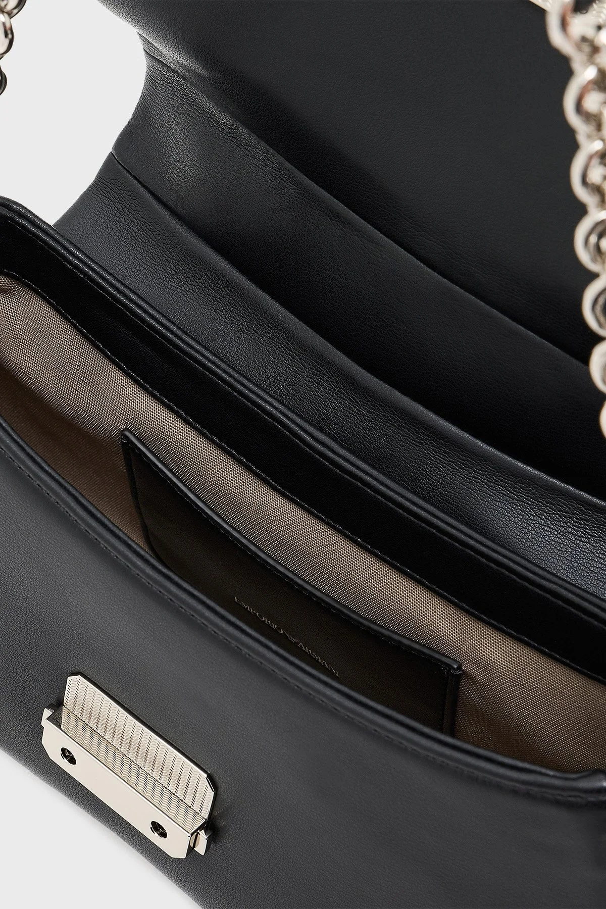 Emporio Armani Ayarlanabilir Zincir Askılı Kadın Çanta EW002644 AF18673 UC001 SİYAH - 6