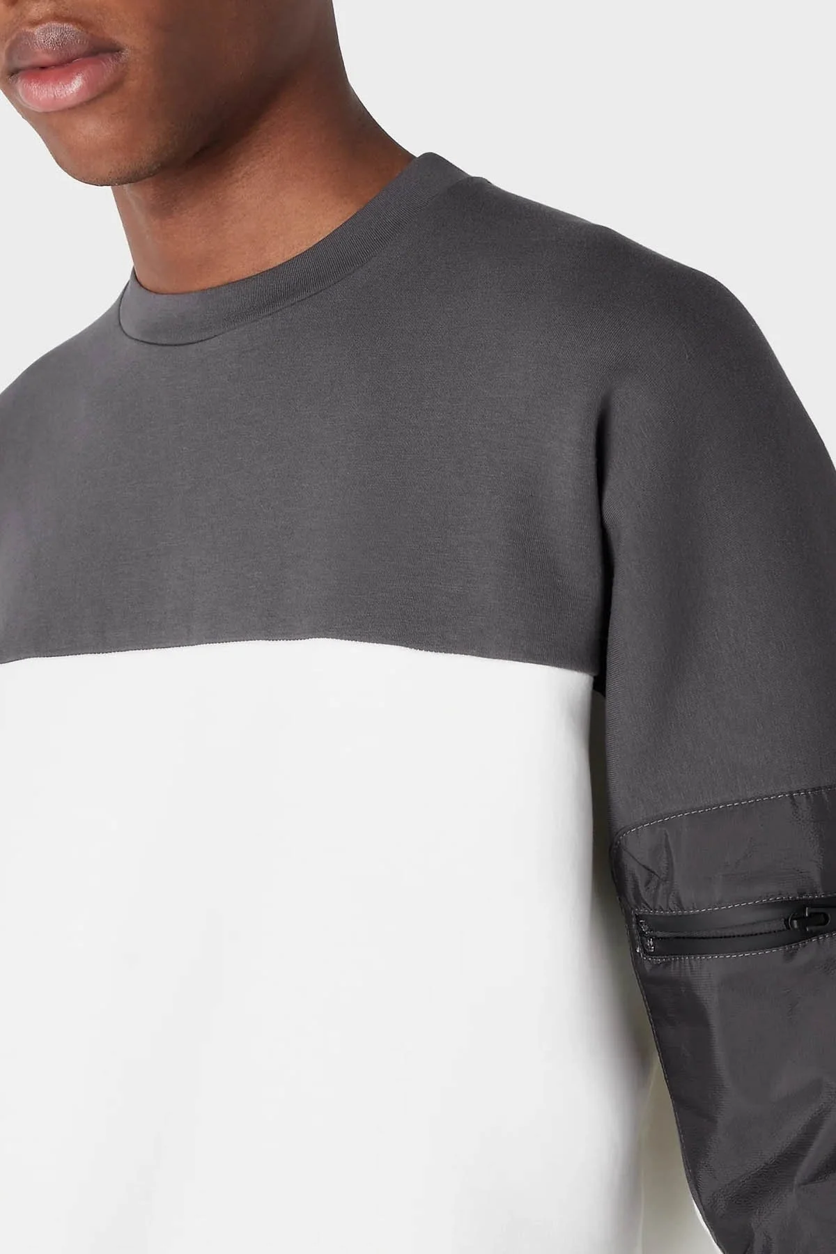 Emporio Armani Bisiklet Yaka Pamuklu Regular Fit Erkek Sweat 3R1MCS 1JHSZ 0101 BEYAZ - 4