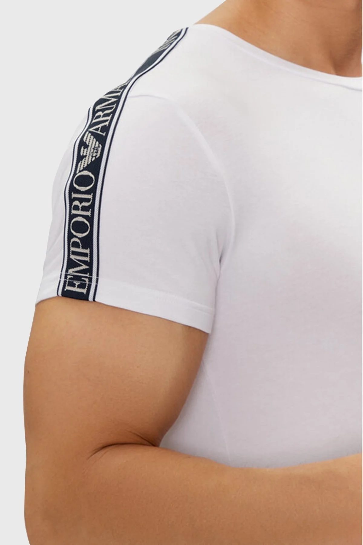 Emporio Armani Bisiklet Yaka Pamuklu Slim Fit Erkek T Shirt 111035 4R523 00010 BEYAZ - 7