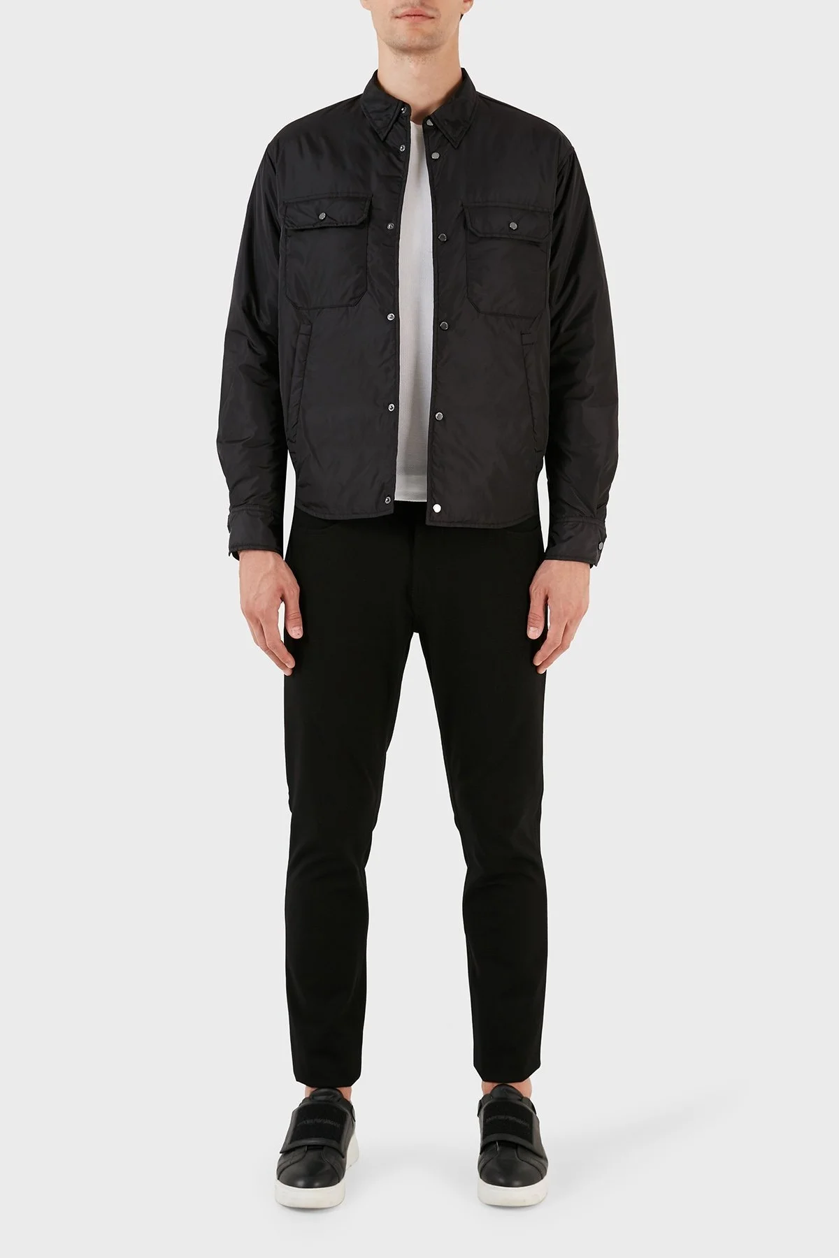 Emporio Armani Cepli Suya ve Soğuğa Karşı Dayanıklı Gömlek Yaka Regular Fit Erkek Mont 6R1C64 1NQTZ 0999 SİYAH - 4