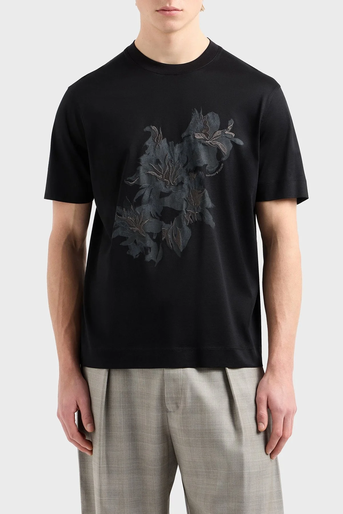 Emporio Armani Çiçek Baskılı Pamuklu Regular Fit Bisiklet Yaka Erkek T Shirt EM001024 AF10017 UC001 SİYAH - 1