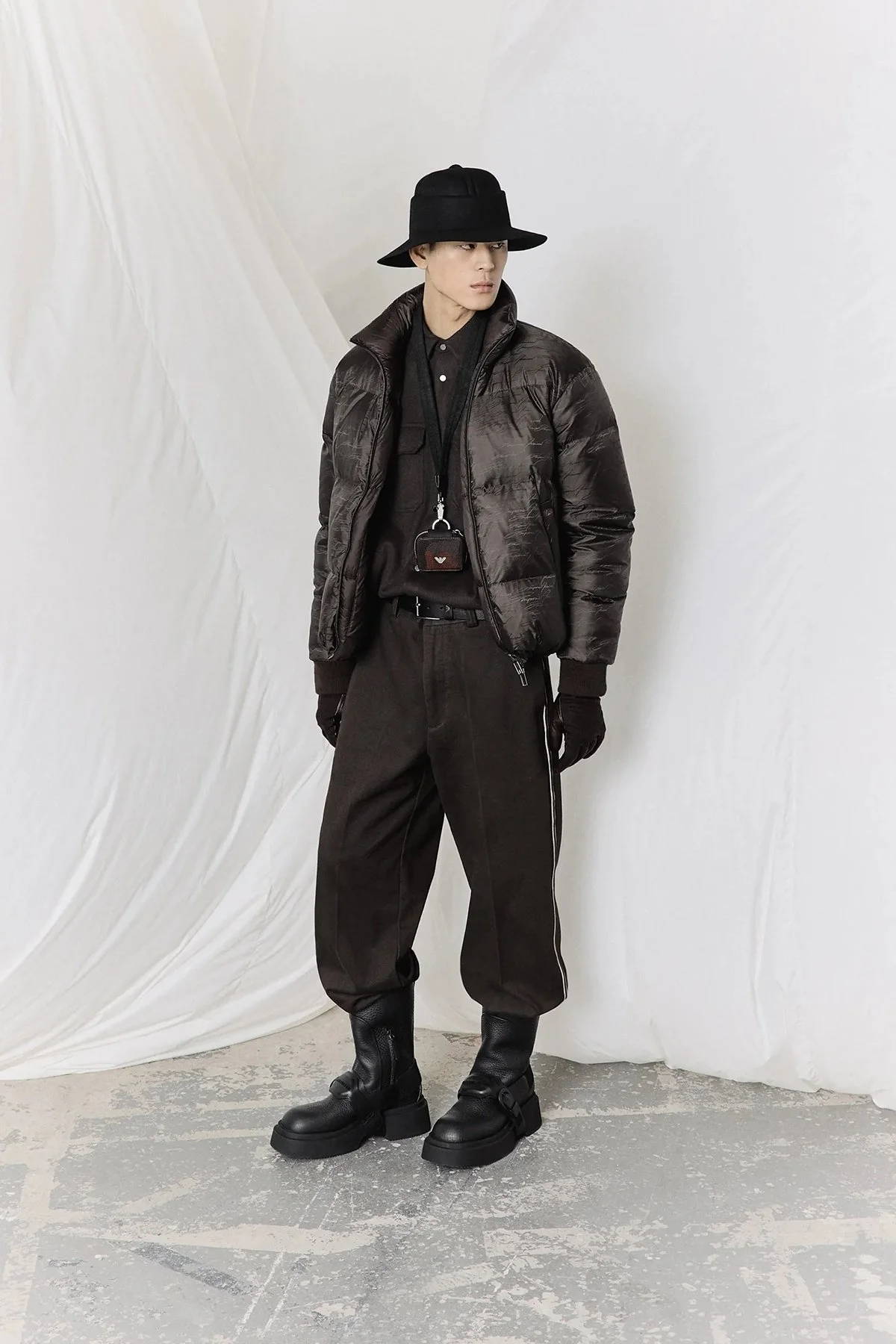 Emporio Armani Çift Taraflı Su ve Rüzgar Geçirmez Dik Yaka Regular Fit Erkek Mont 6R1B65 1NVSZ F556 HAKİ - 1