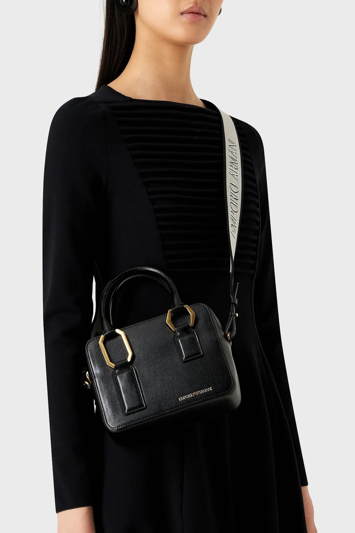 Emporio Armani Çıkarılabilir Omuz Askılı Bayan Çanta Y3A155 YWD1D 80001 SİYAH - 2