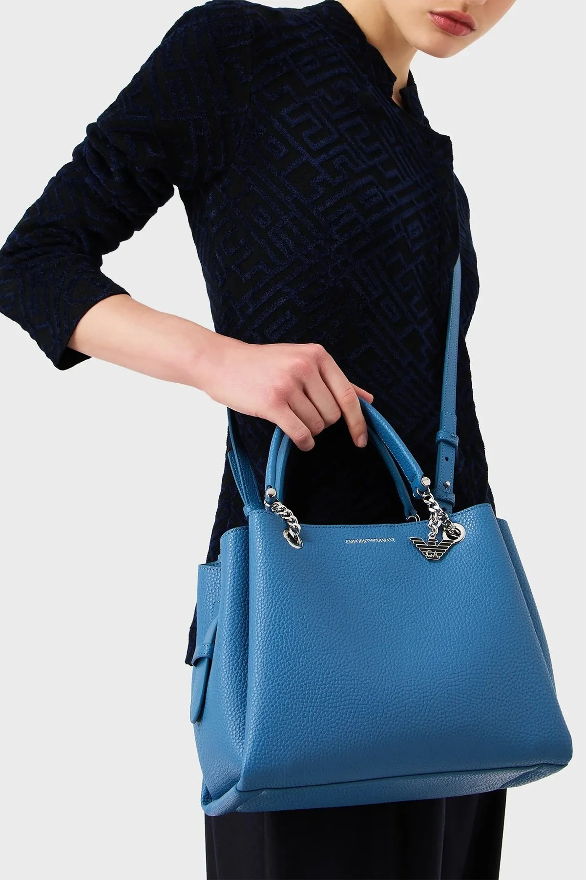 Emporio Armani Çıkarılabilir Omuz Askılı Bayan Çanta Y3D159 YFN6E 80623 MAVİ - 3