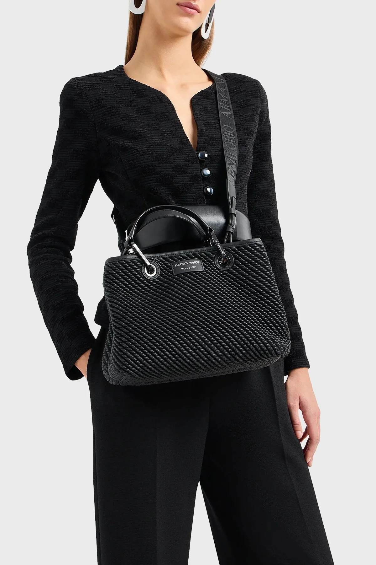 Emporio Armani Çıkarılabilir Omuz Askılı Bayan Çanta Y3D166 YVZ9I 80001 SİYAH - 2