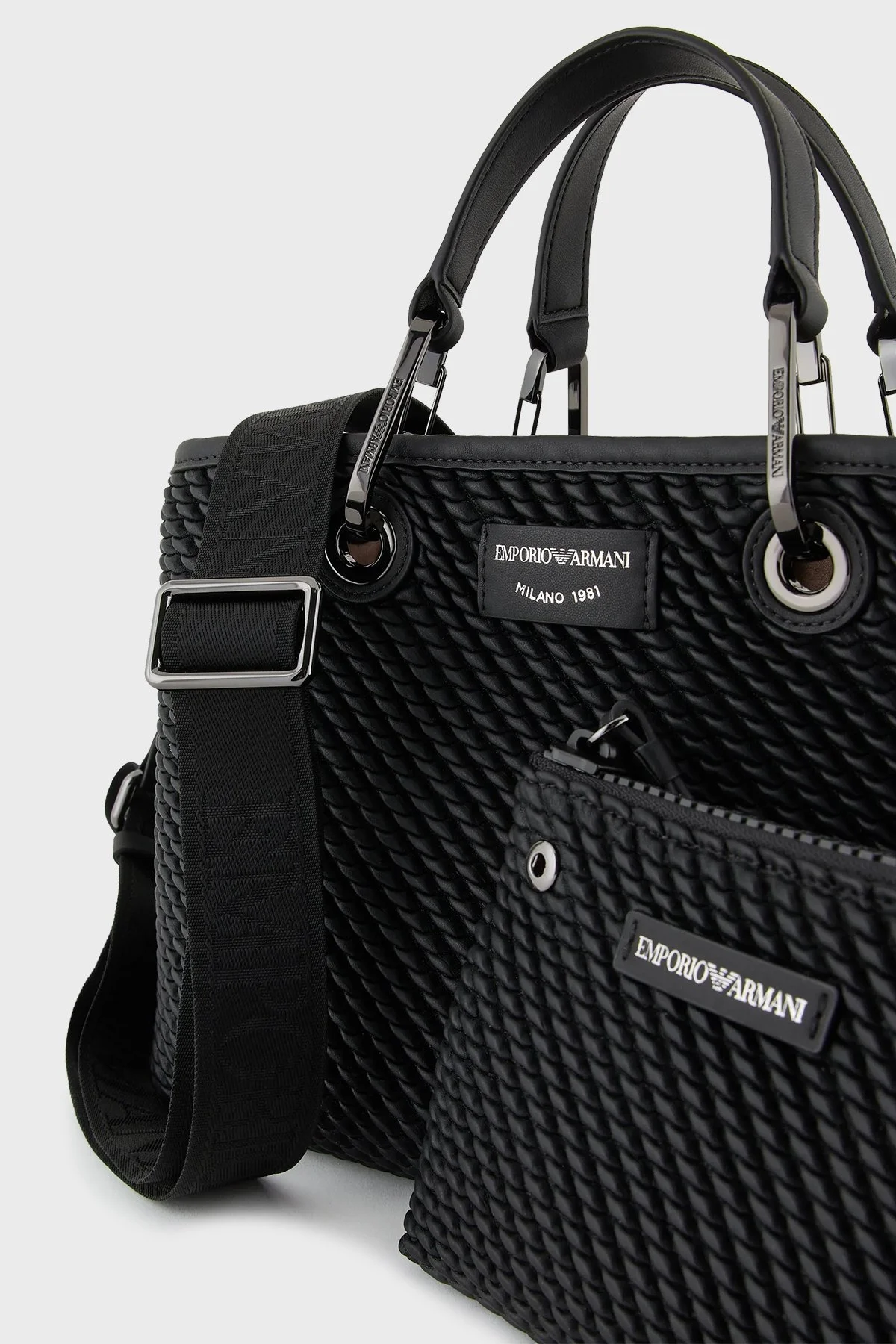Emporio Armani Çıkarılabilir Omuz Askılı Bayan Çanta Y3D166 YVZ9I 80001 SİYAH - 4