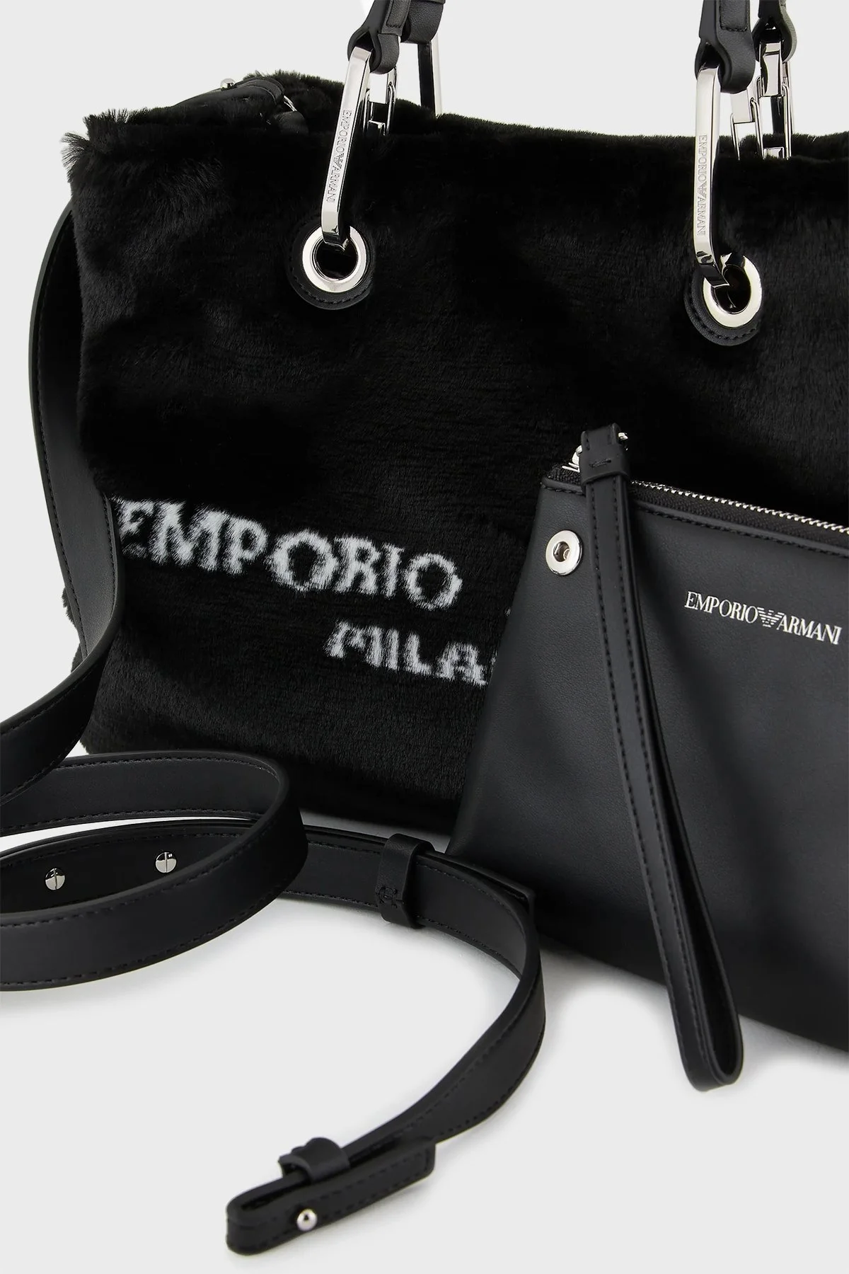 Emporio Armani Çıkarılabilir Omuz Askılı Peluş Bayan Çanta Y3D166 YWH6E 80001 SİYAH - 4