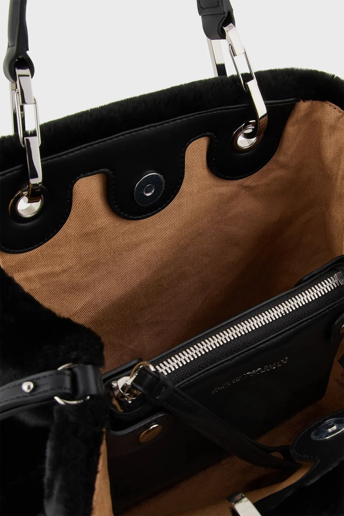 Emporio Armani Çıkarılabilir Omuz Askılı Peluş Bayan Çanta Y3D166 YWH6E 80001 SİYAH - 5