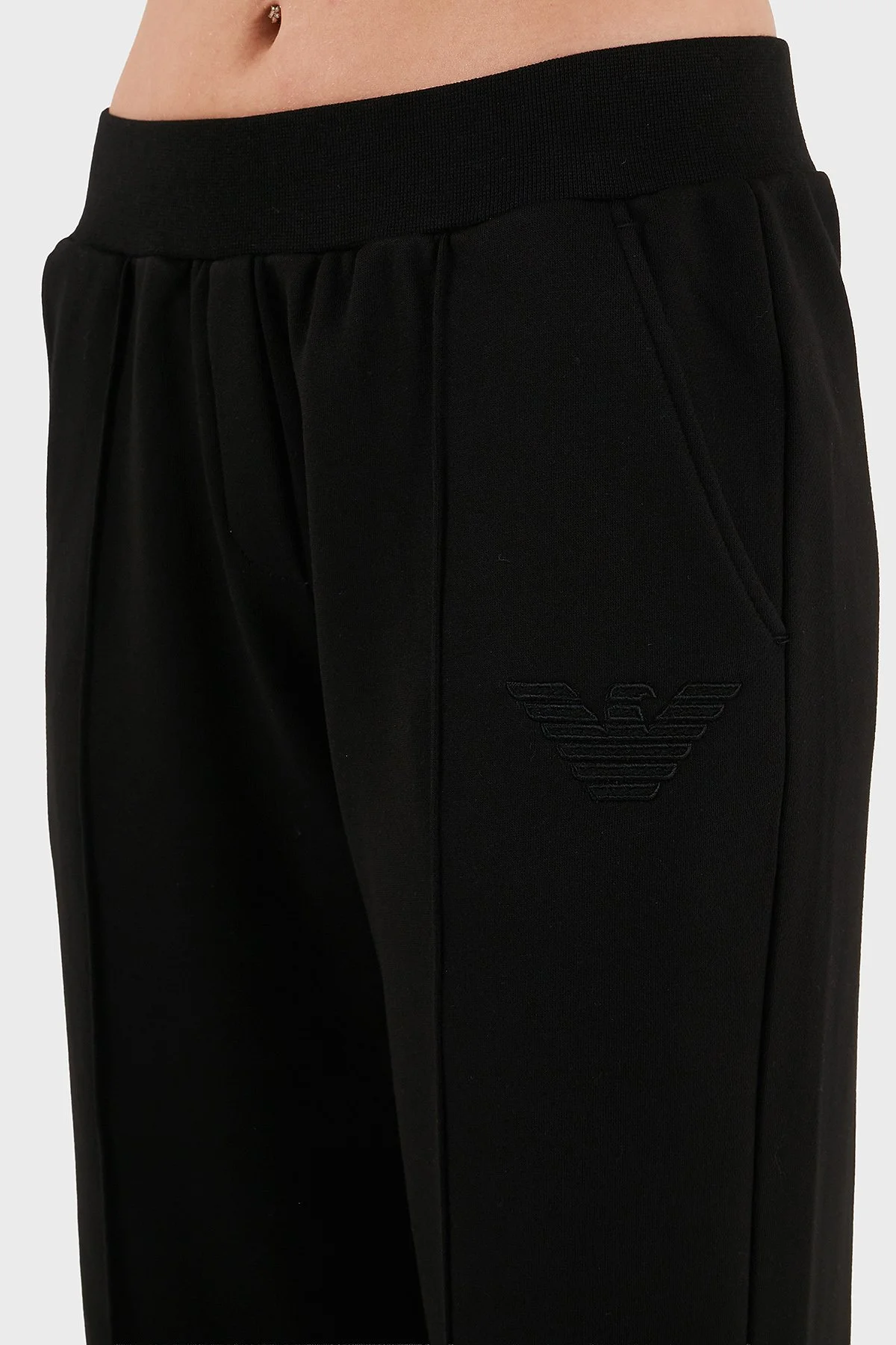 Emporio Armani Çimalı Regular Fit Lastikli Bel Geniş Paça Kadın Pantolon EW002053 AF15356 UC001 SİYAH - 5