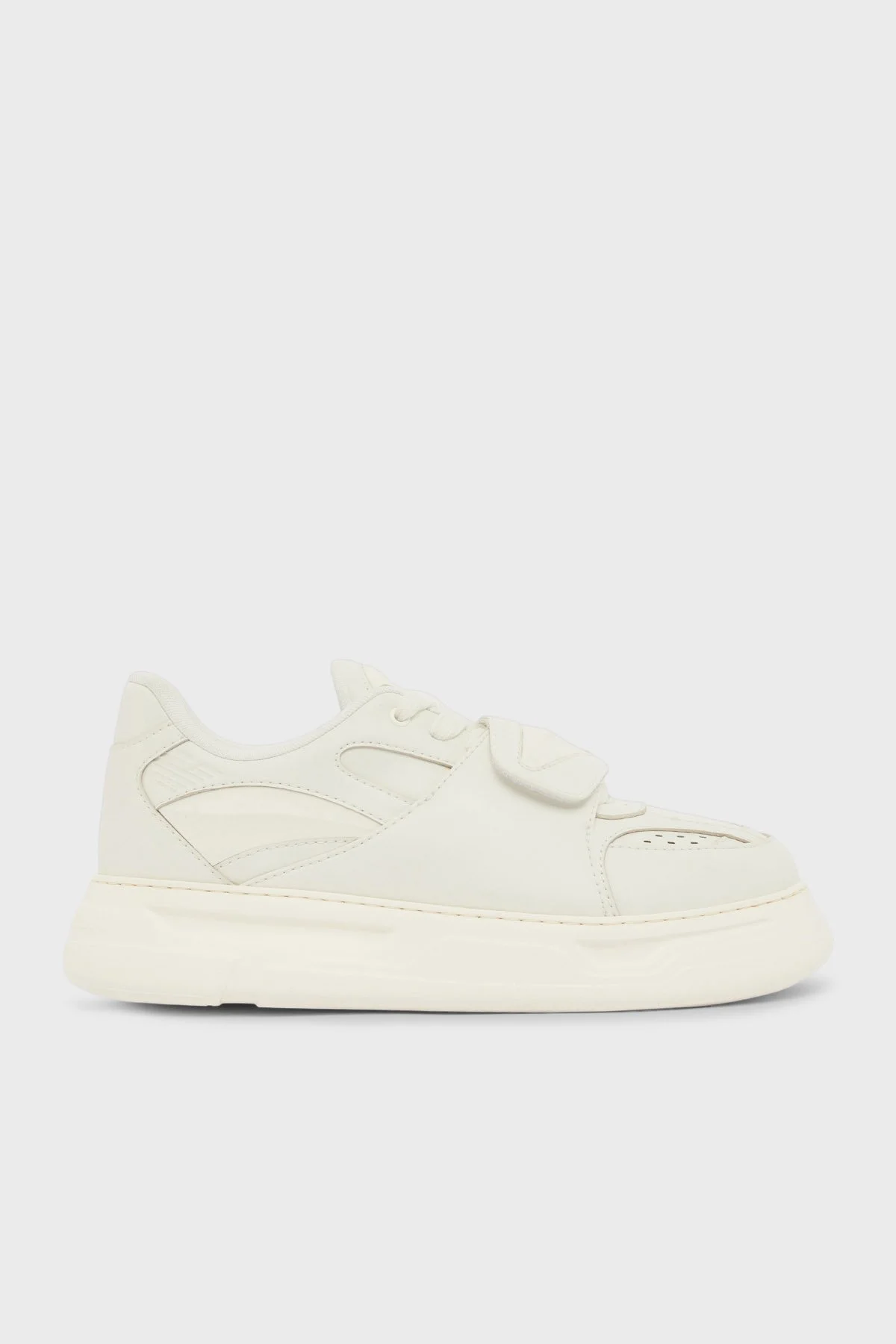 Emporio Armani Cırt Cırtlı Detaylı Sneaker Erkek Ayakkabı EM005398 AF17451 U0003 BEYAZ - 1