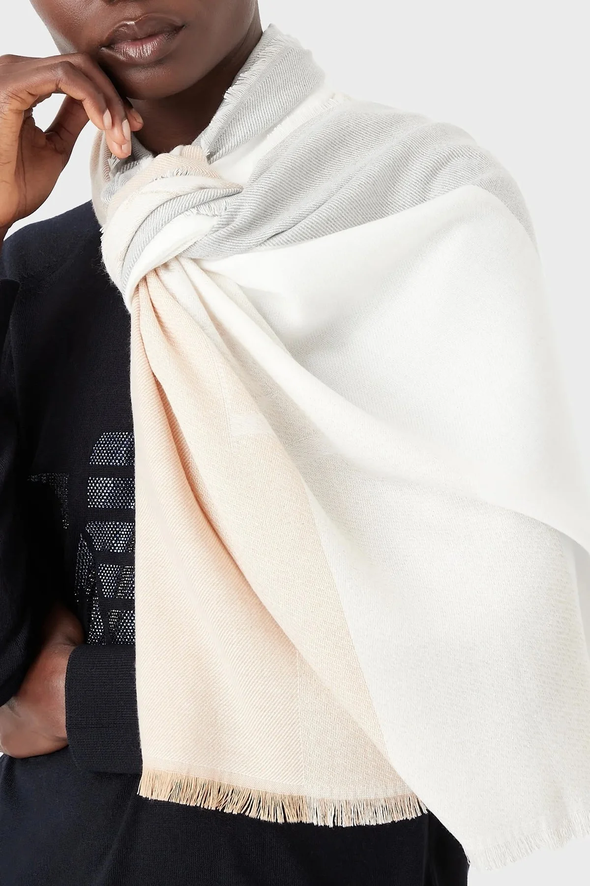 Emporio Armani Çizgili 74x188 cm Unisex Şal 635232 2F462 00014 BEJ - 2