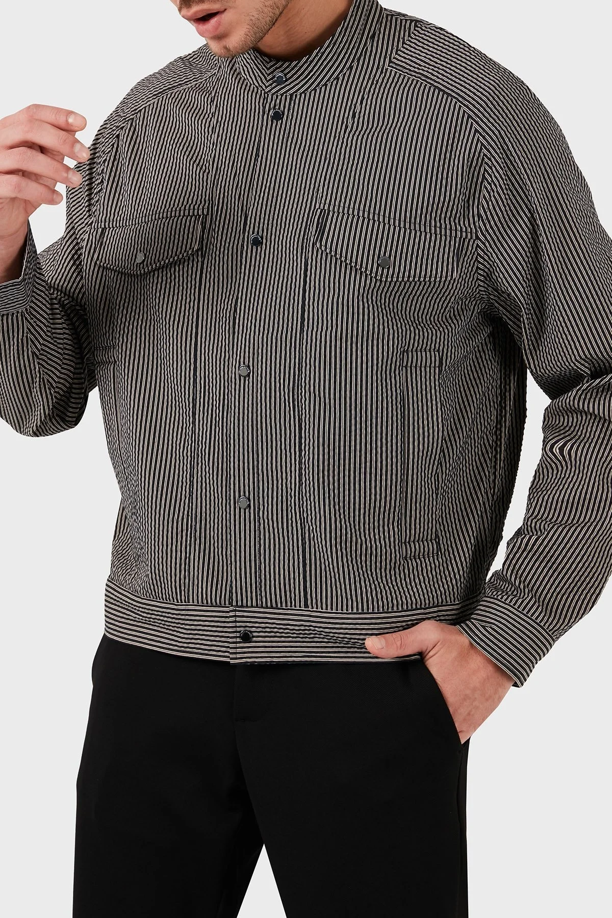 Emporio Armani Çizgili Dik Yaka Regular Fit Mevsimlik Erkek Mont 3D1BL6 1NPIZ F014 SİYAH - 6