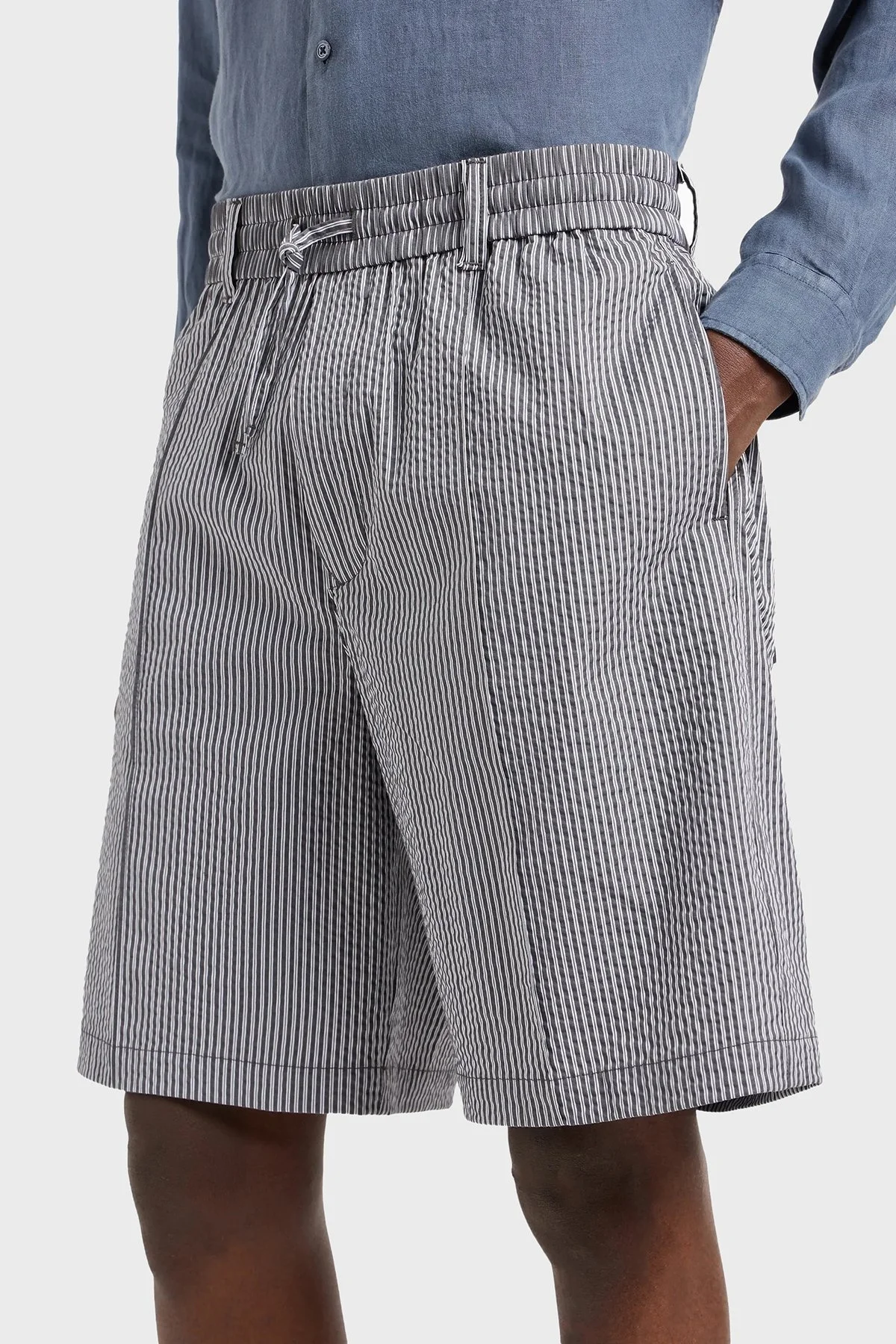 Emporio Armani Çizgili Gofre Relaxed Fit Erkek Short 3D1PE2 1NPIZ 06F8 GRİ-BEYAZ - 4