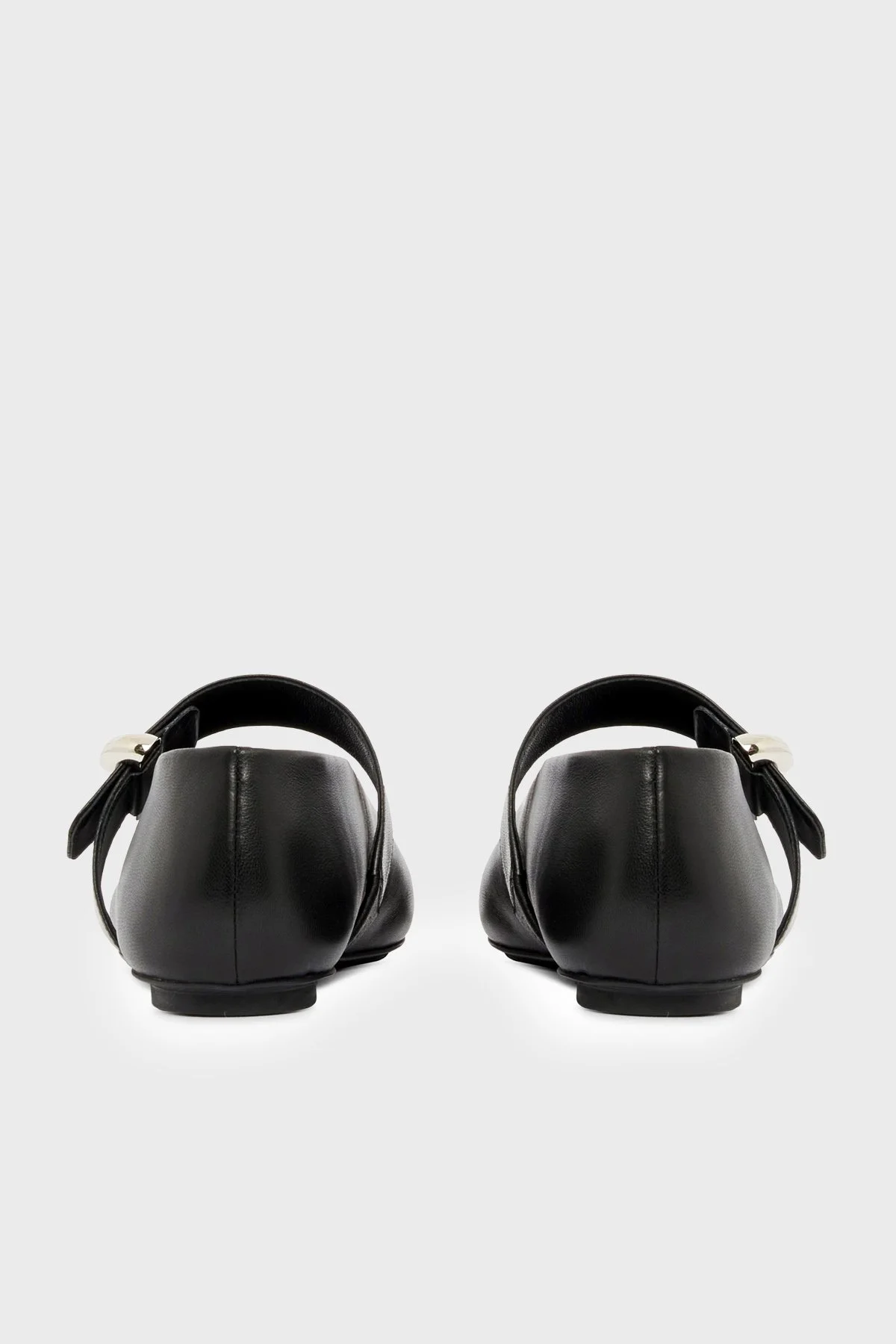 Emporio Armani Deri Babet Kadın Ayakkabı EW004448 AF14915 UC001 Siyah - 7
