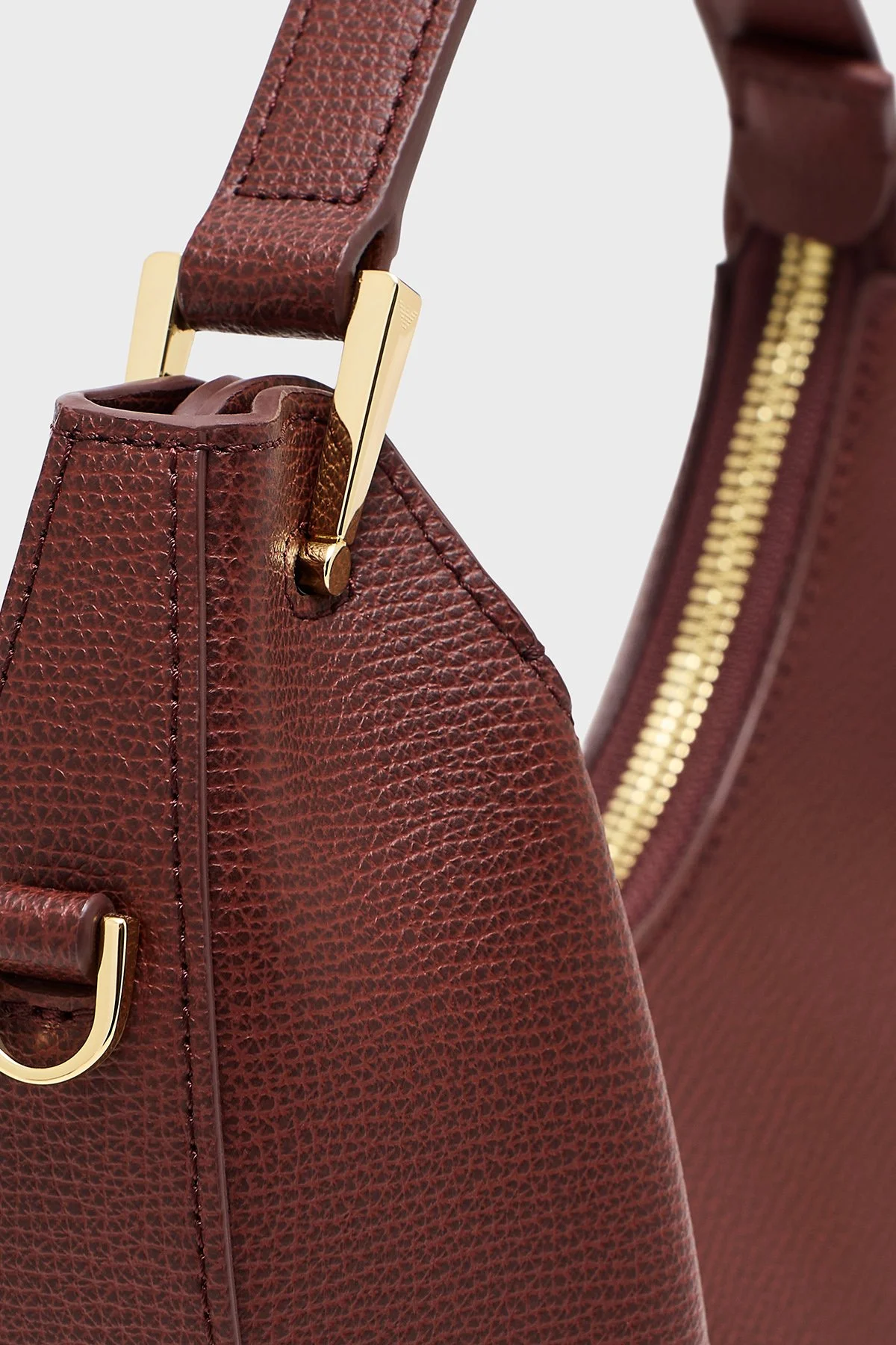 Emporio Armani Deri Çıkarılabilir Askılı Kadın Çanta EW005671 AF29459 U6017 Bordo - 6