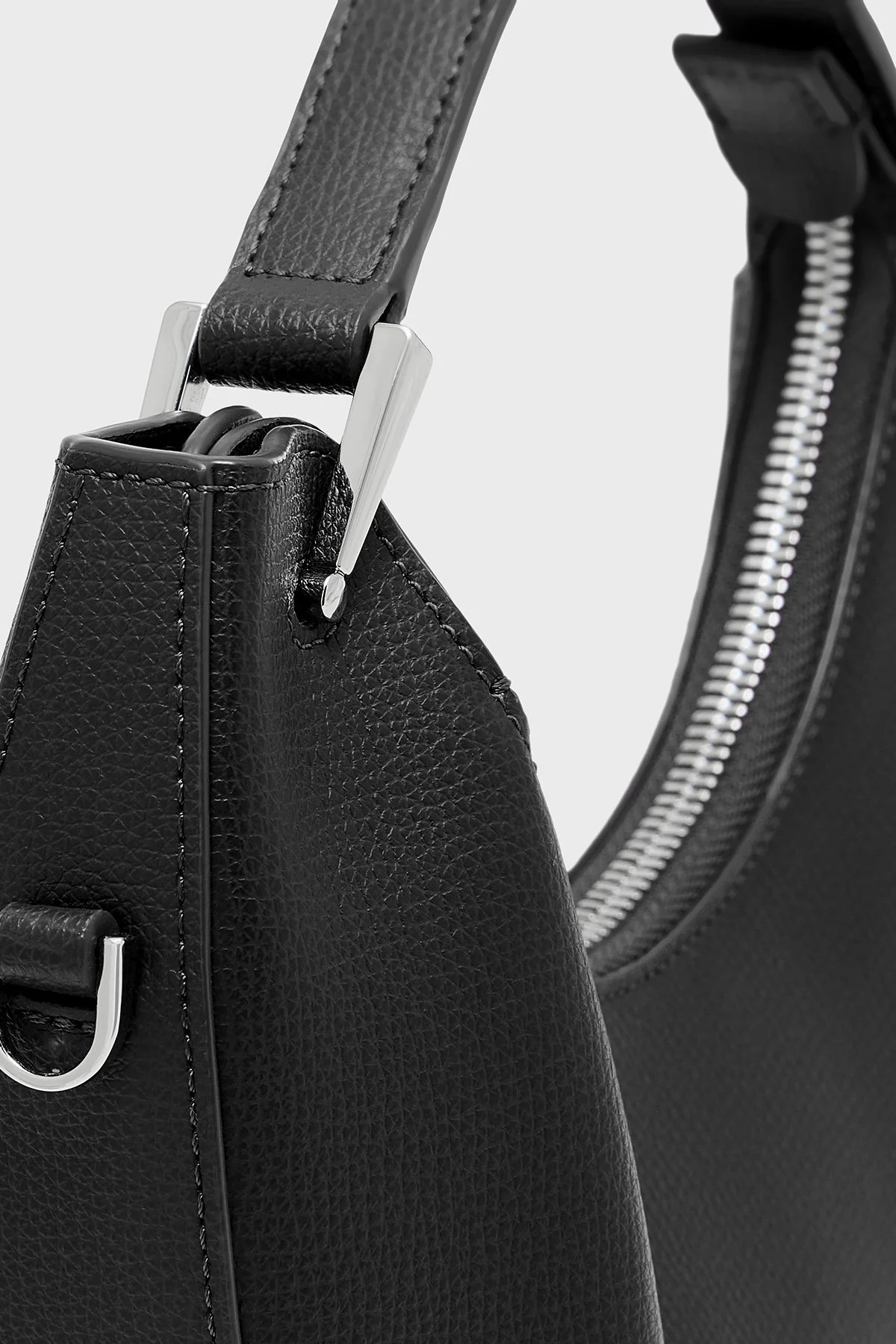 Emporio Armani Deri Çıkarılabilir Askılı Kadın Çanta EW005671 AF29459 UC001 Siyah - 7