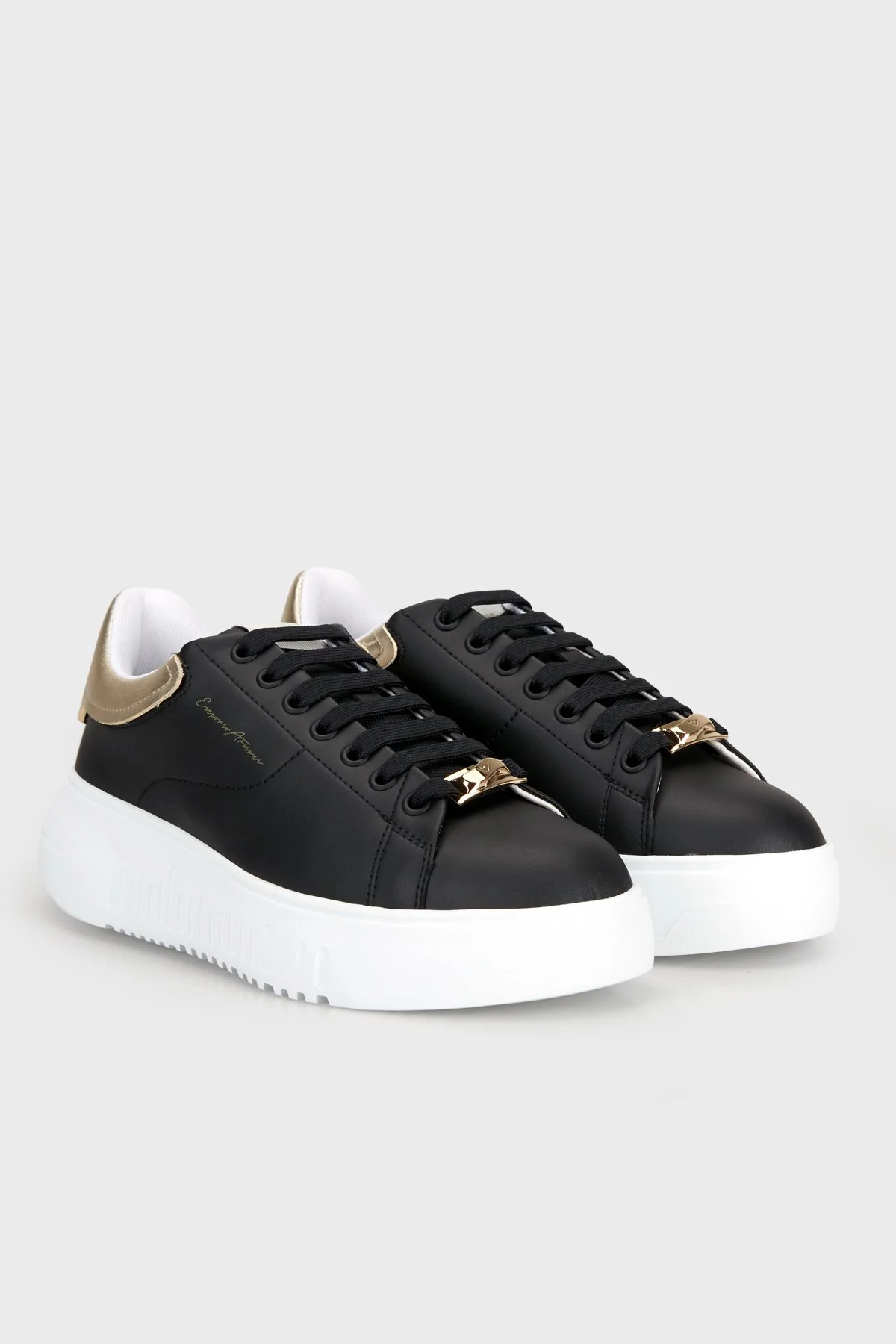 Emporio Armani Deri Logolu Bağcıklı Sneaker Kadın Ayakkabı EW004804 AF30219 MC726 Siyah-gold - 3