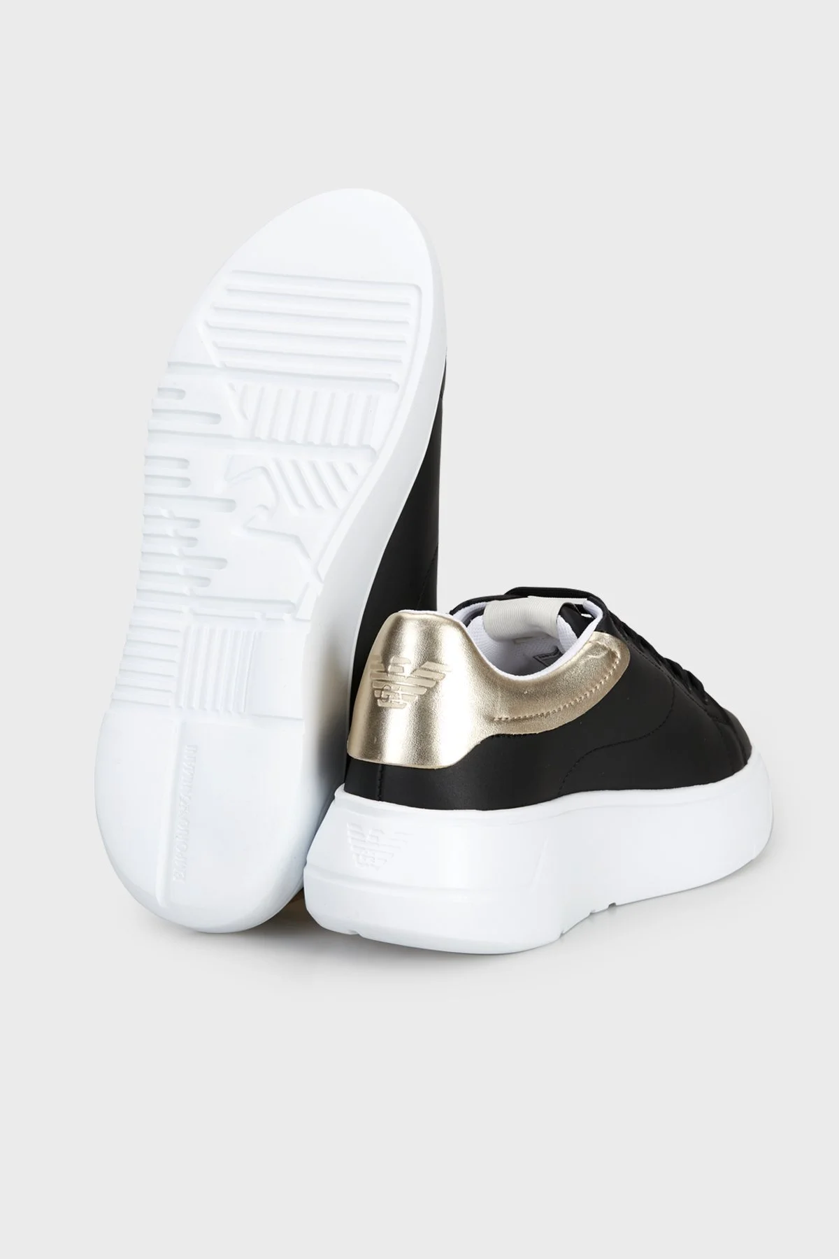Emporio Armani Deri Logolu Bağcıklı Sneaker Kadın Ayakkabı EW004804 AF30219 MC726 Siyah-gold - 4