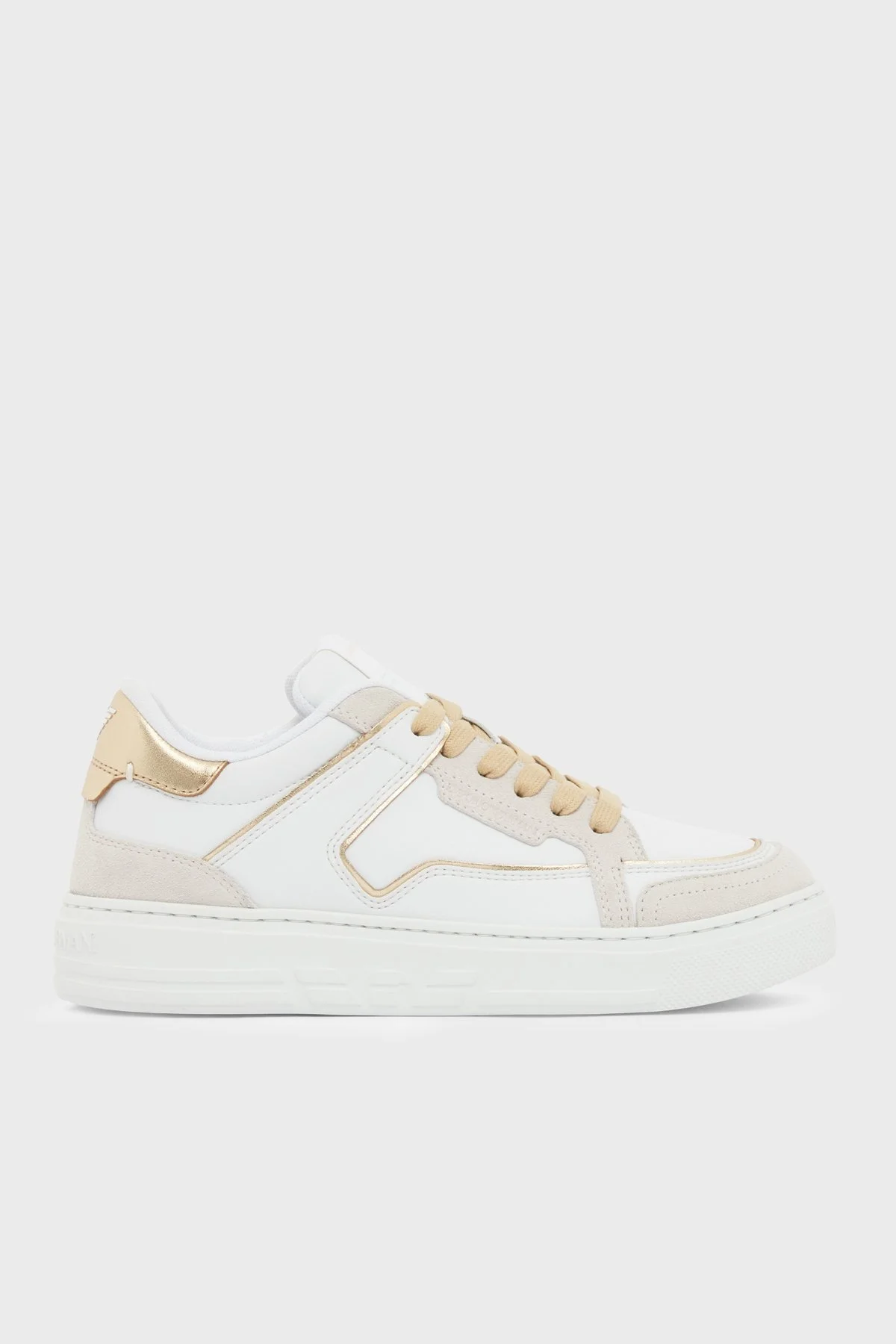 Emporio Armani Deri Logolu Sneaker Kadın Ayakkabı EW003081 AF25727 MZ773 BEYAZ-GOLD - 1