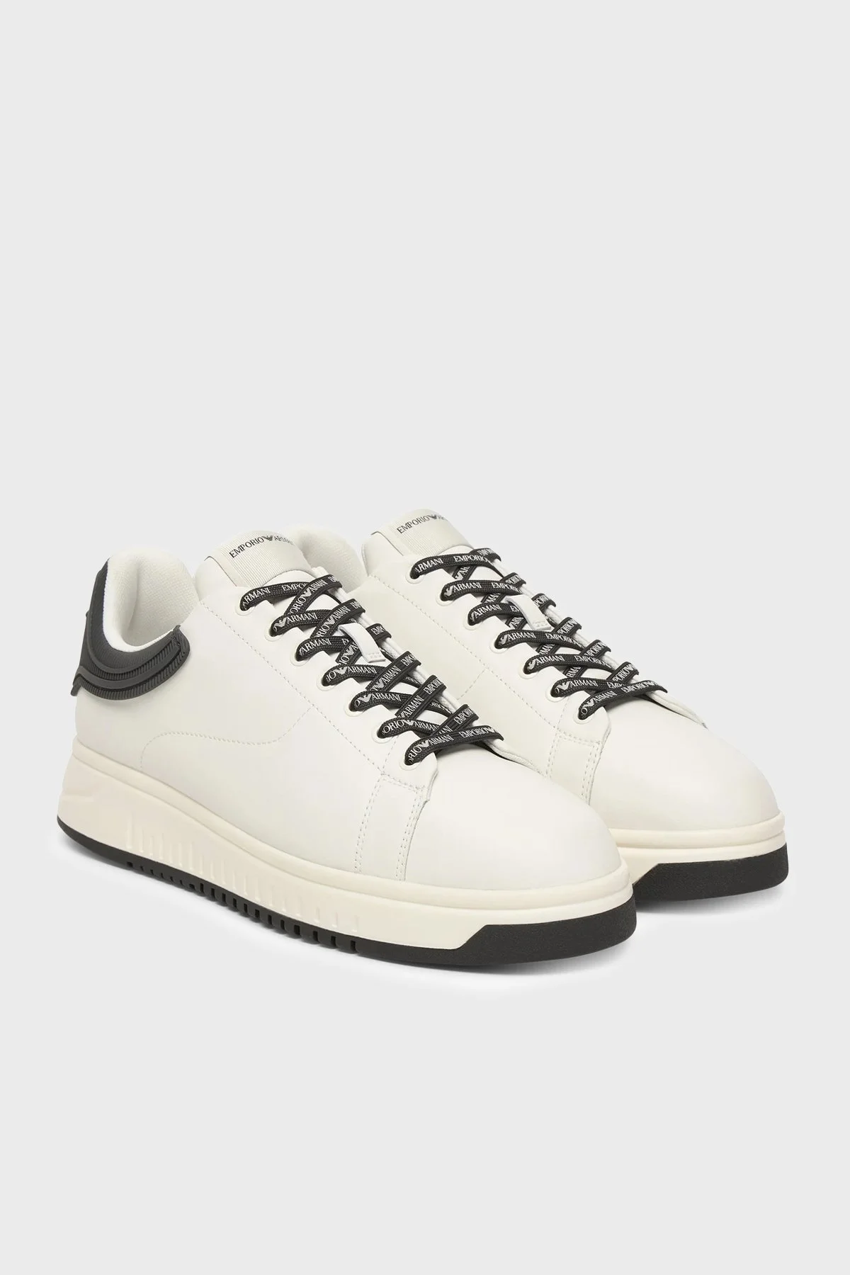 Emporio Armani Deri Logolu Sneaker Erkek Ayakkabı EM003663 AF18212 M0364 BEYAZ - 2