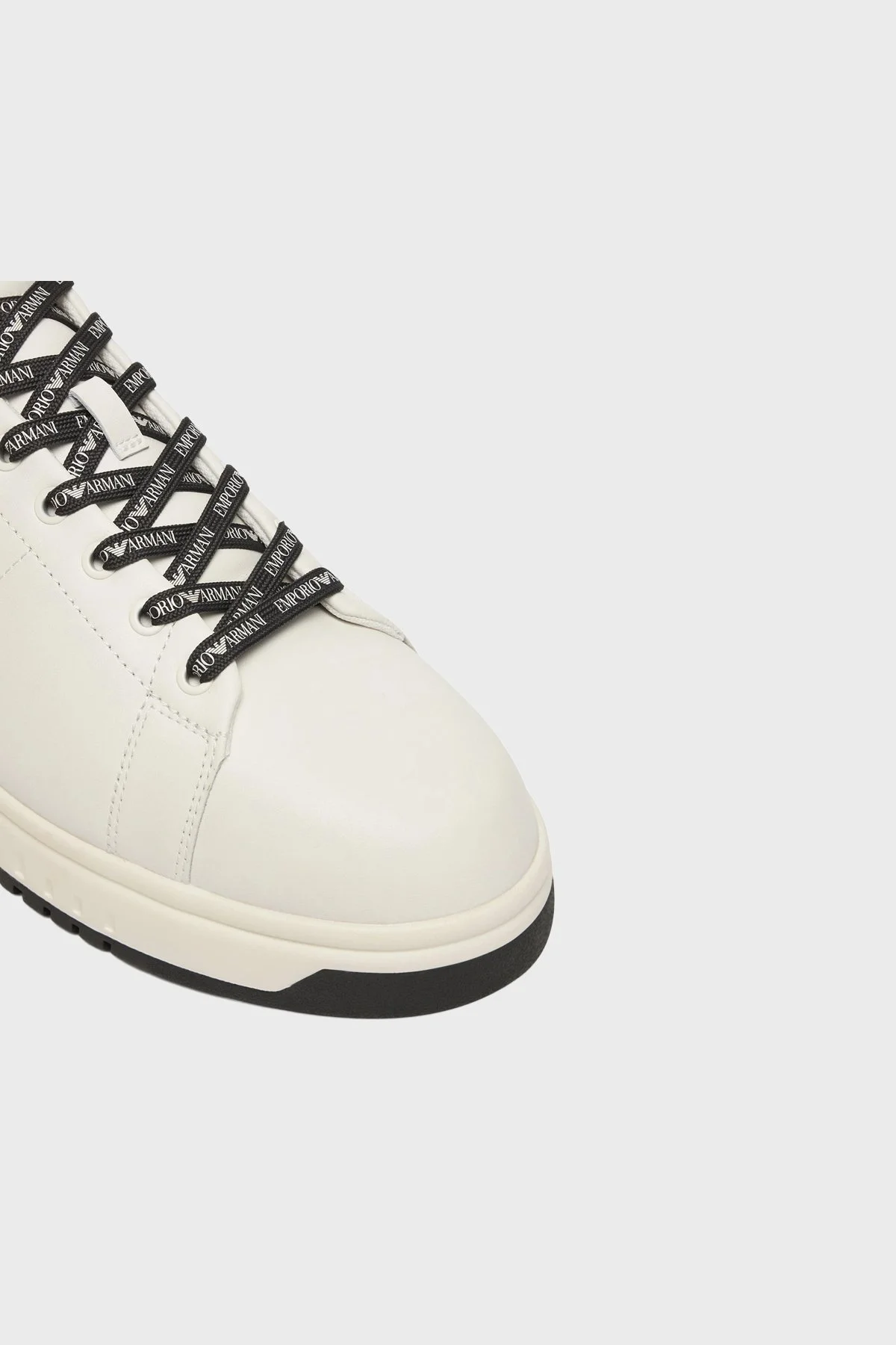 Emporio Armani Deri Logolu Sneaker Erkek Ayakkabı EM003663 AF18212 M0364 BEYAZ - 4