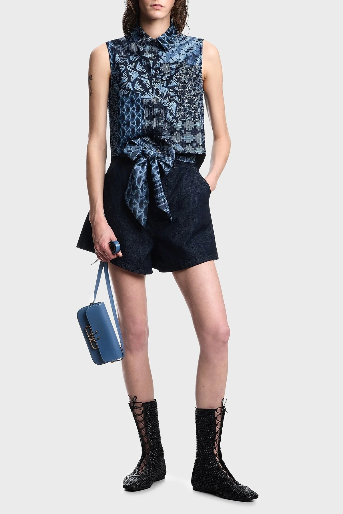 Emporio Armani Desenli % 100 Pamuk Regular Fit Kot Bayan Gömlek EW000755 AF12438 FB057 LACİVERT - 7