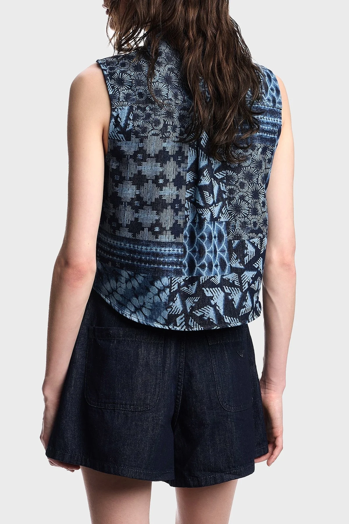 Emporio Armani Desenli % 100 Pamuk Regular Fit Kot Bayan Gömlek EW000755 AF12438 FB057 LACİVERT - 8