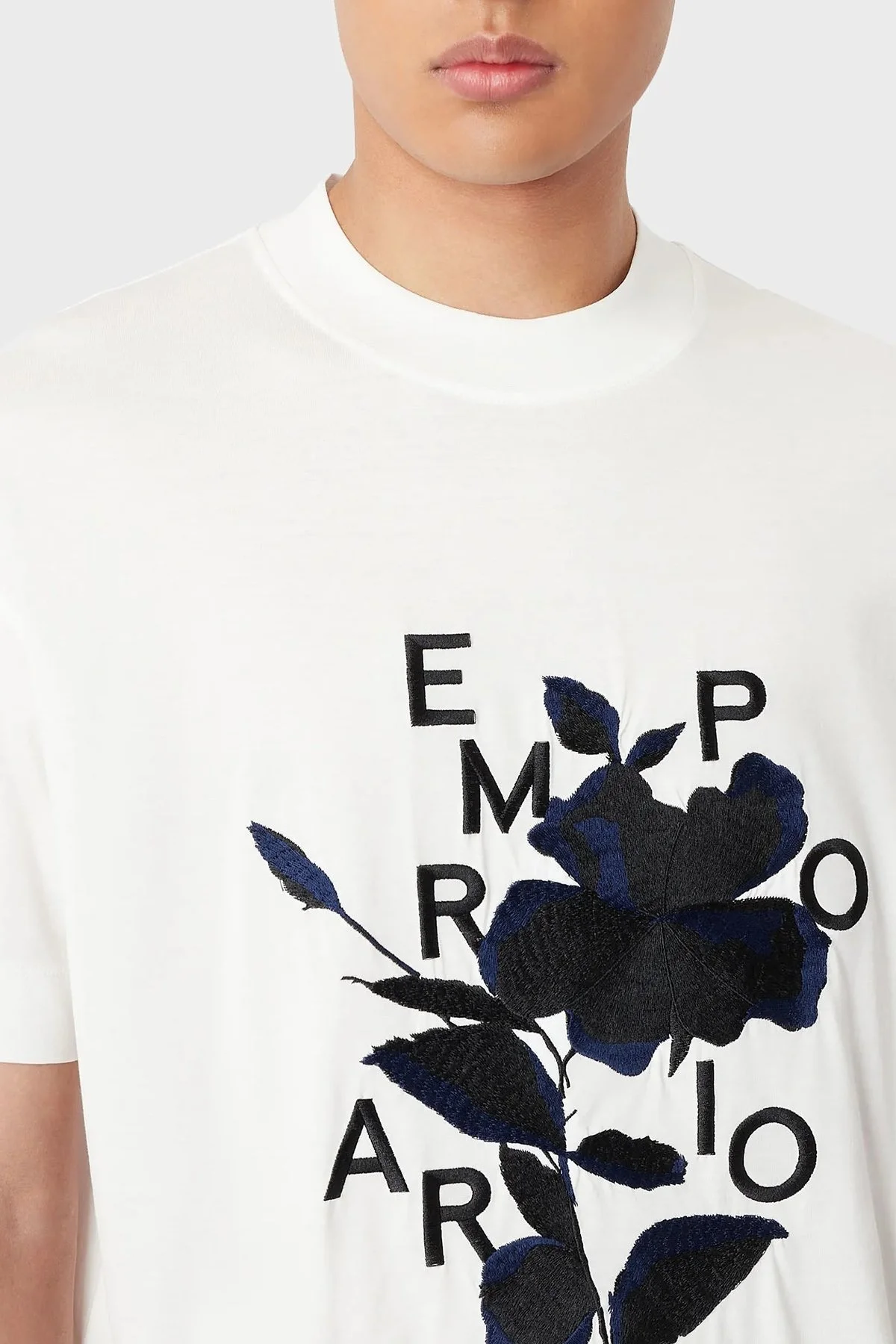 Emporio Armani Desenli Bisiklet Yaka Pamuklu Relaxed Fit Erkek T Shirt 3R1TBC 1JUVZ 0101 BEYAZ - 2