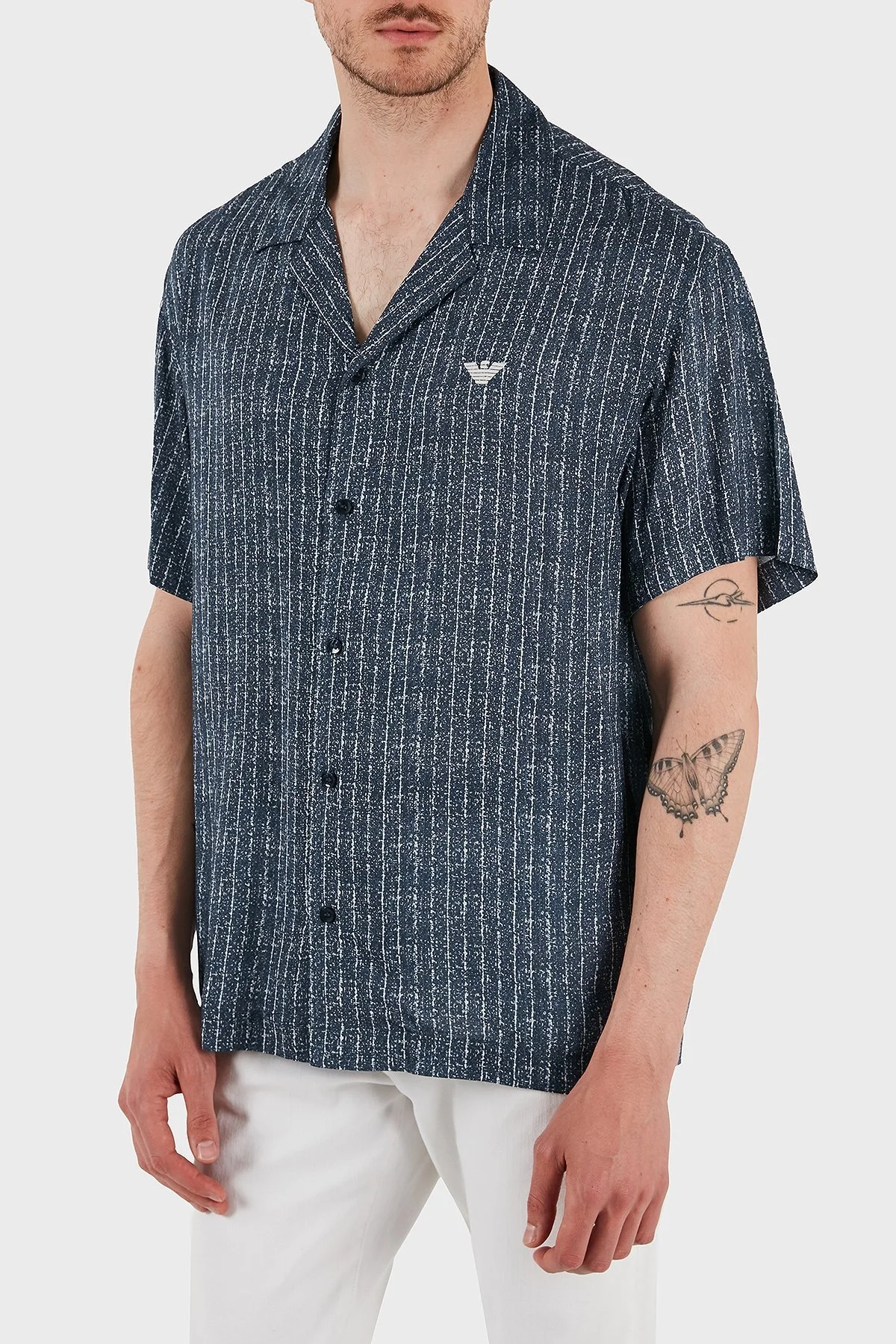 Emporio Armani Desenli Comfort Fit Apaş Yaka Kısa Kollu Erkek Gömlek EM000593 AF12351 FB183 MAVİ-BEYAZ - 1