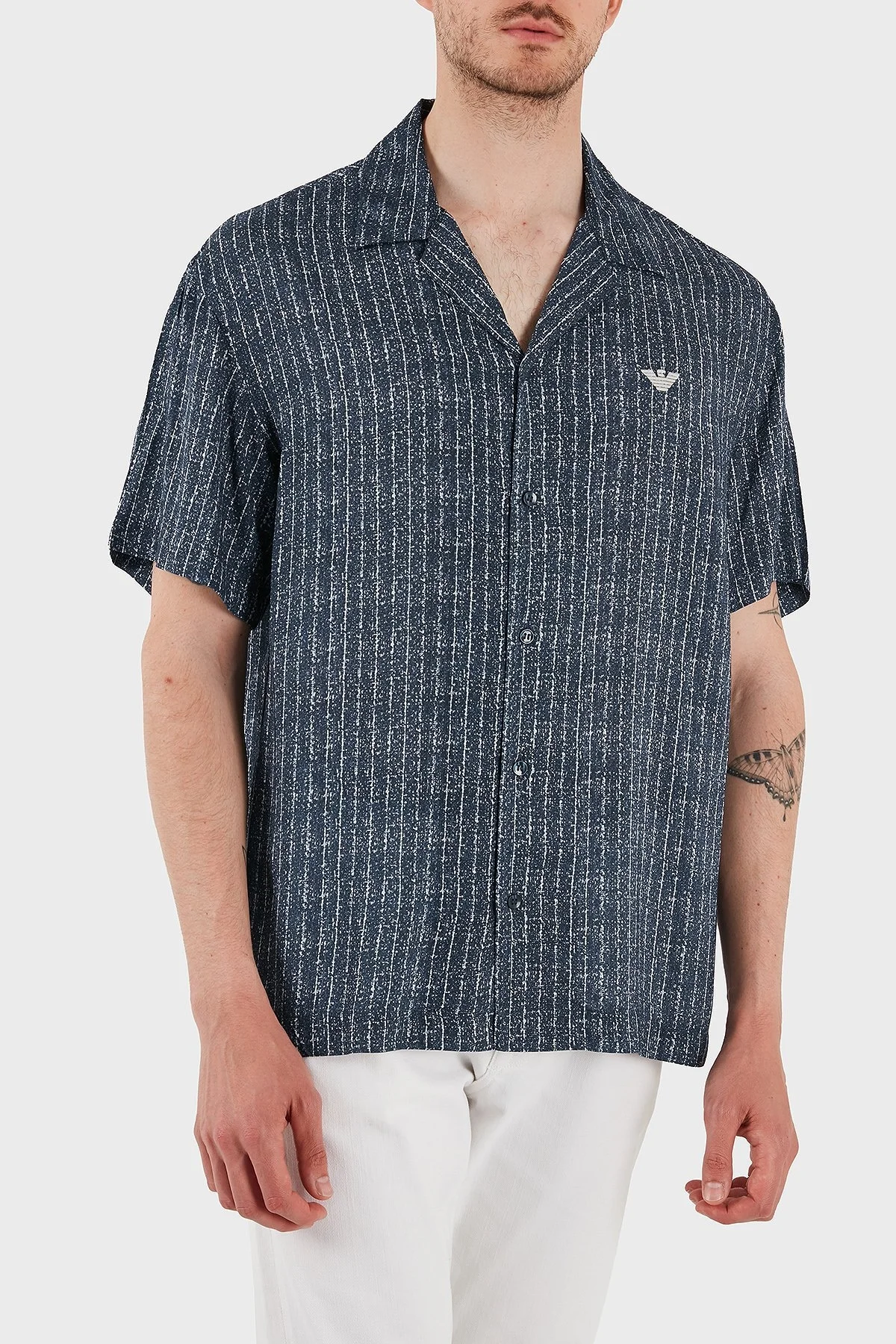 Emporio Armani Desenli Comfort Fit Apaş Yaka Kısa Kollu Erkek Gömlek EM000593 AF12351 FB183 MAVİ-BEYAZ - 3