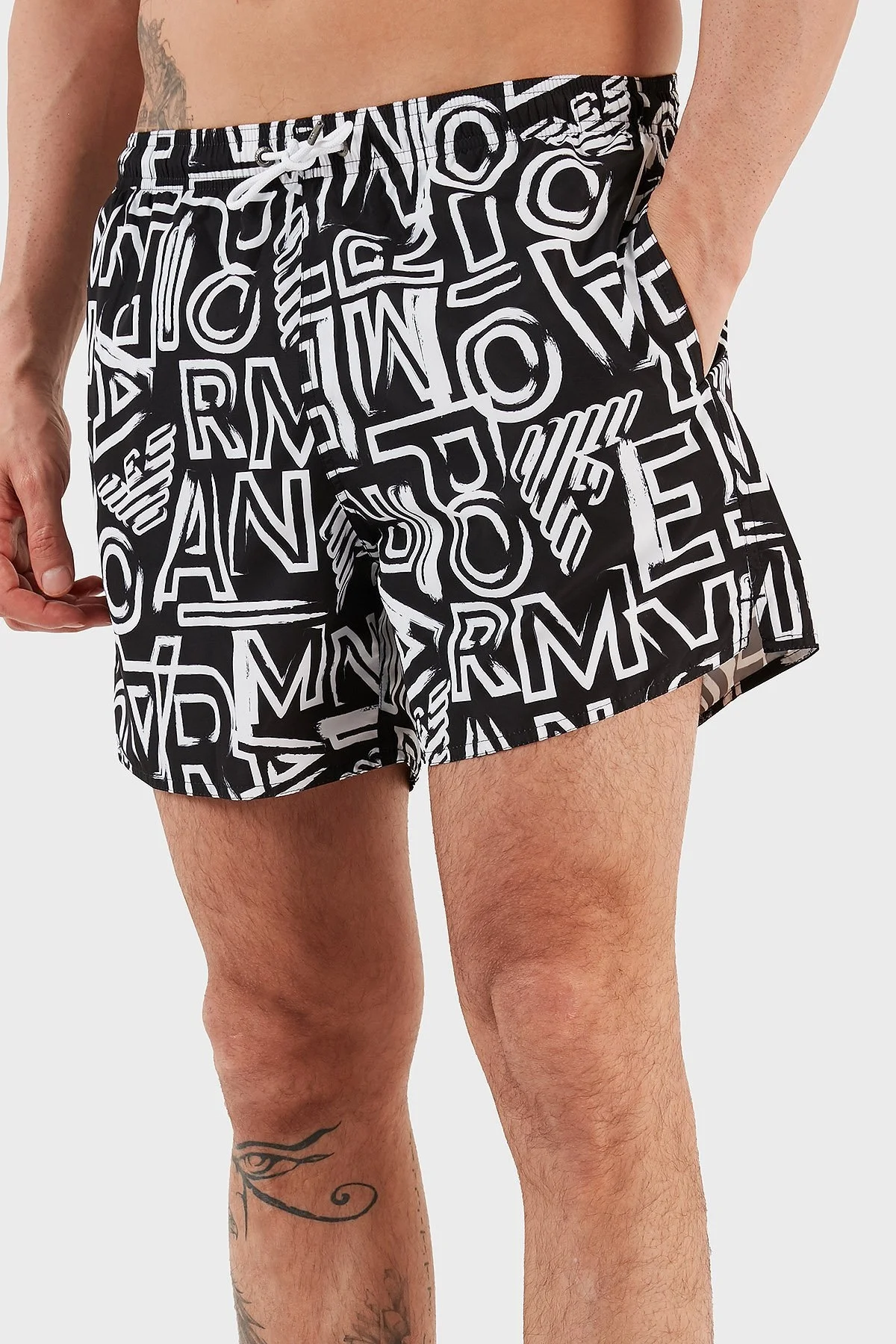 Emporio Armani Desenli Deniz Şortu Cepli Erkek Mayo Short 211740 3R435 00121 SİYAH-BEYAZ - 2