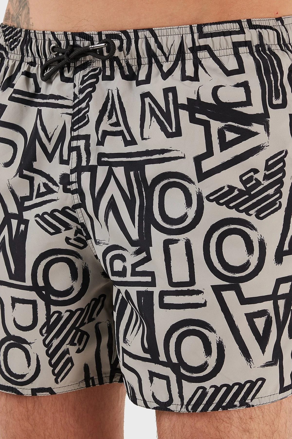 Emporio Armani Desenli Deniz Şortu Cepli Erkek Mayo Short 211740 3R435 02255 BEJ-SİYAH - 5