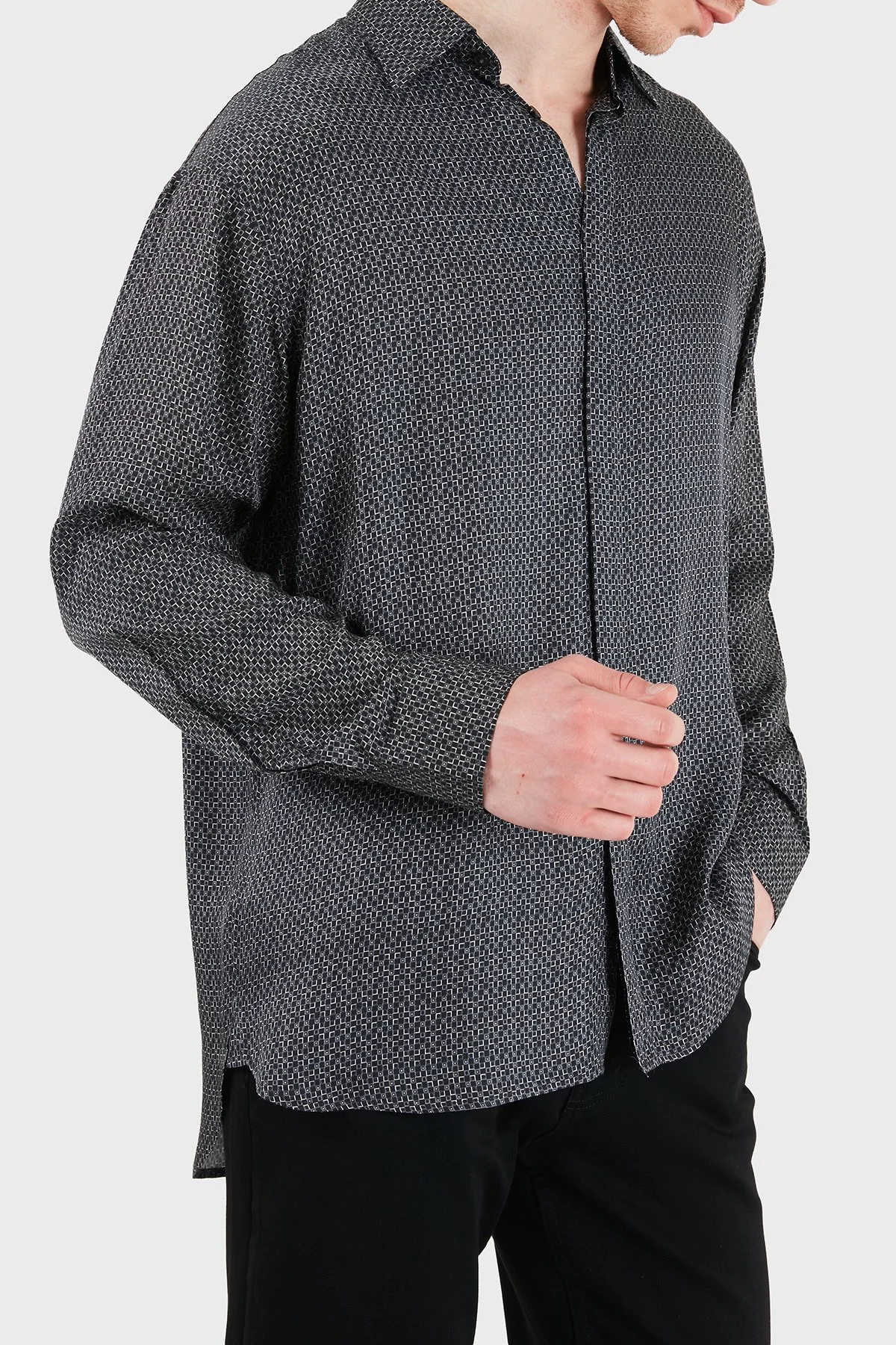Emporio Armani Desenli Relaxed Fit Uzun Kollu Erkek Gömlek EM005762 AF13285 FC318 SİYAH - 4