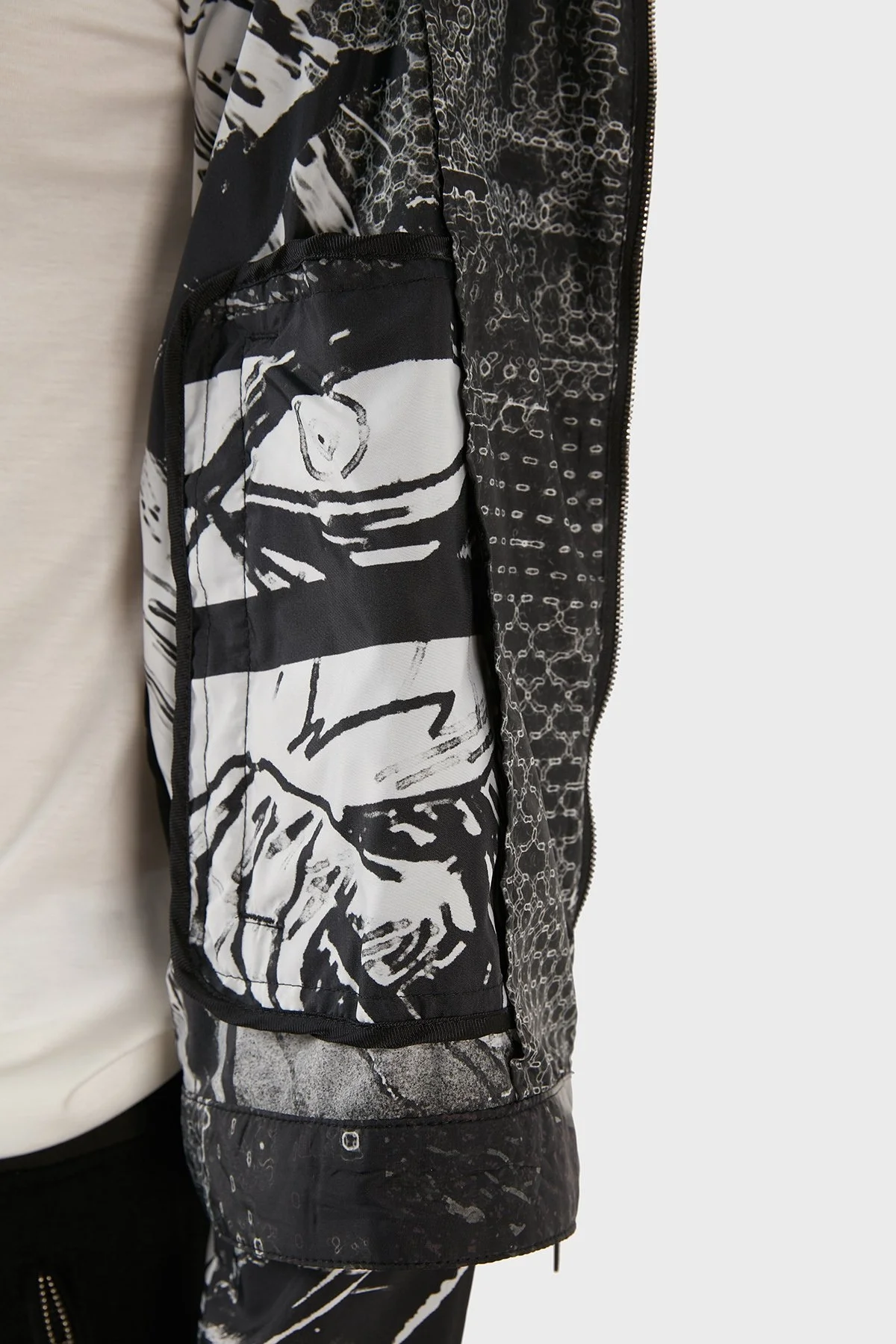 Emporio Armani Desenli Suya Dayanıklı Kapüşonlu Erkek Mont I1R410 I1018 991 GRİ - 6