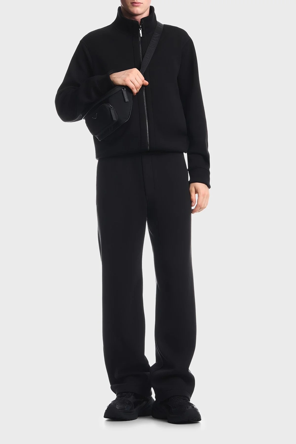 Emporio Armani Dik Yaka Fermuarlı Erkek Sweat EM006877 AF17547 UC001 Siyah - 2