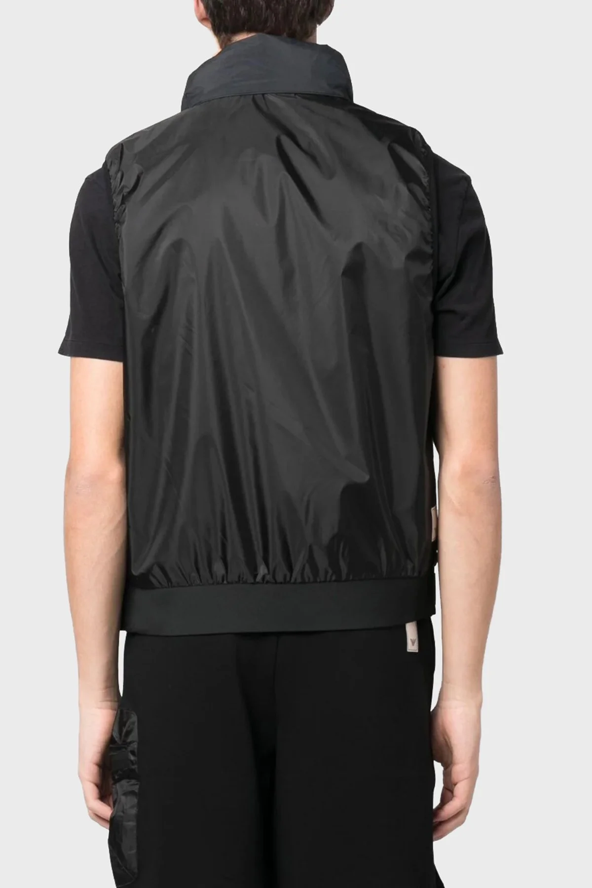 Emporio Armani Dik Yaka Kuş Tüyü Dolgulu Yalıtımlı Şişme Erkek Yelek 3R1BT2 1NSXZ 0999 SİYAH - 3