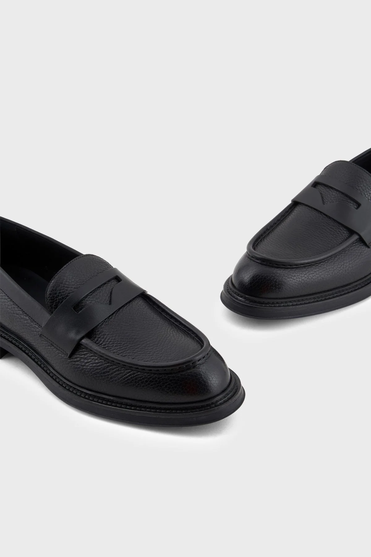 Emporio Armani Deri Loafer Erkek Ayakkabı EM003921 AF20735 UC001 Siyah - 5