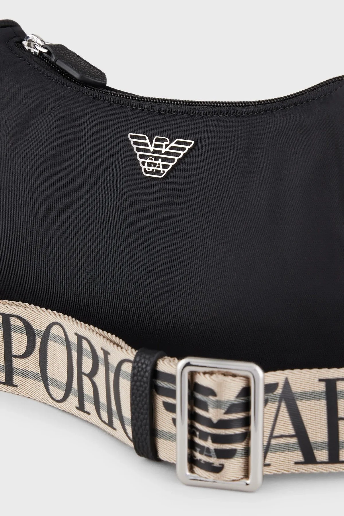 Emporio Armani Fermuarlı Çıkarılabilir Omuz Askılı Bayan Çanta Y3H293 YVL7E 80001 SİYAH - 6