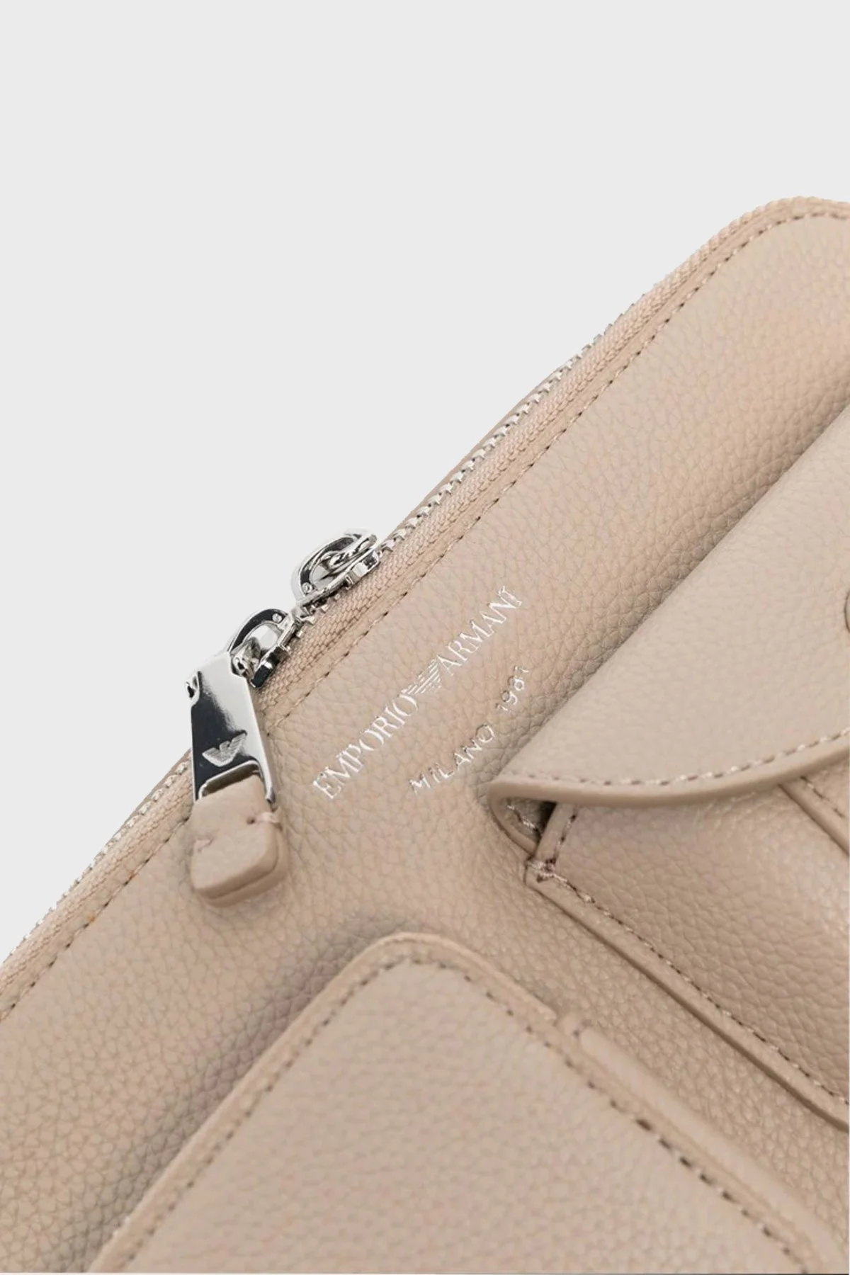 Emporio Armani Fermuarlı Çıkarılabilir Uzatma Askılı Bayan Çanta Y3B194 YFO5X 85899 BEJ - 4