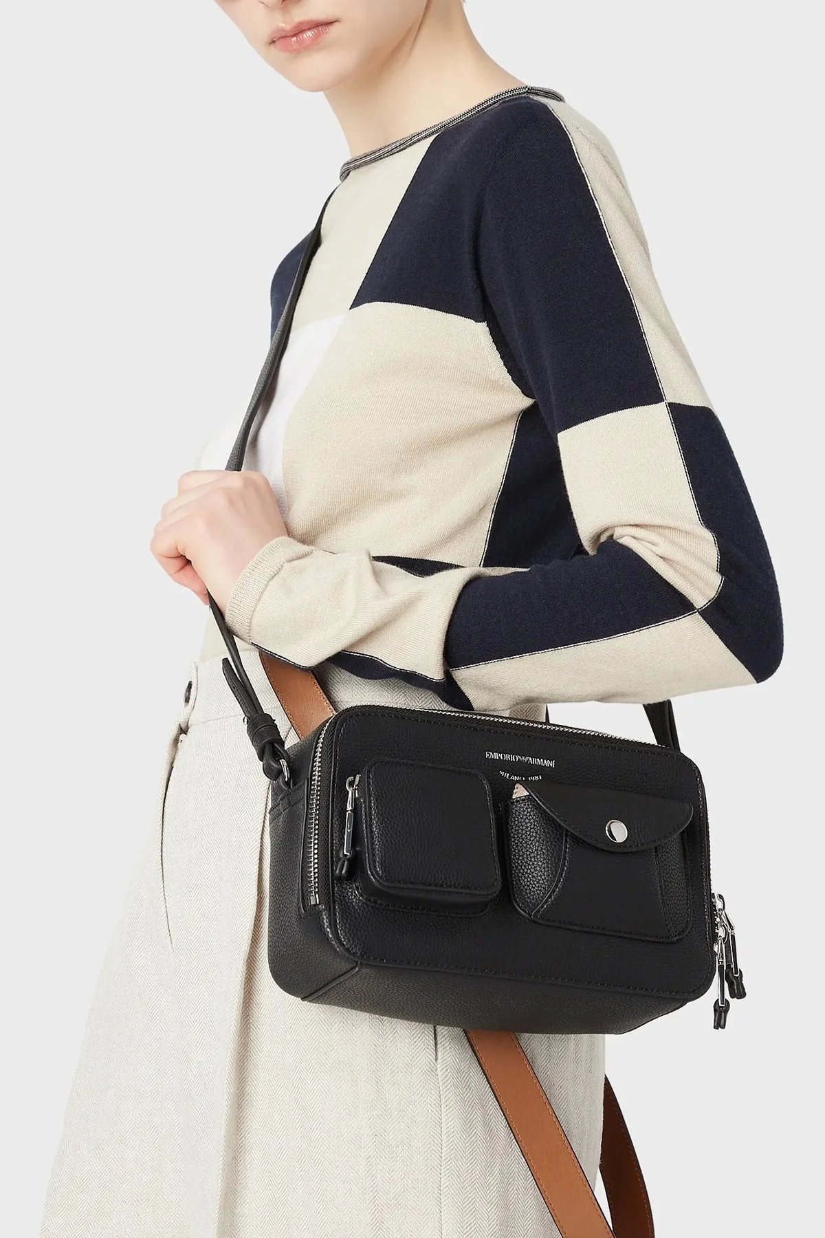 Emporio Armani Fermuarlı Çıkarılabilir Uzatma Askılı Bayan Çanta Y3B194 YFO5X 88440 SİYAH - 2