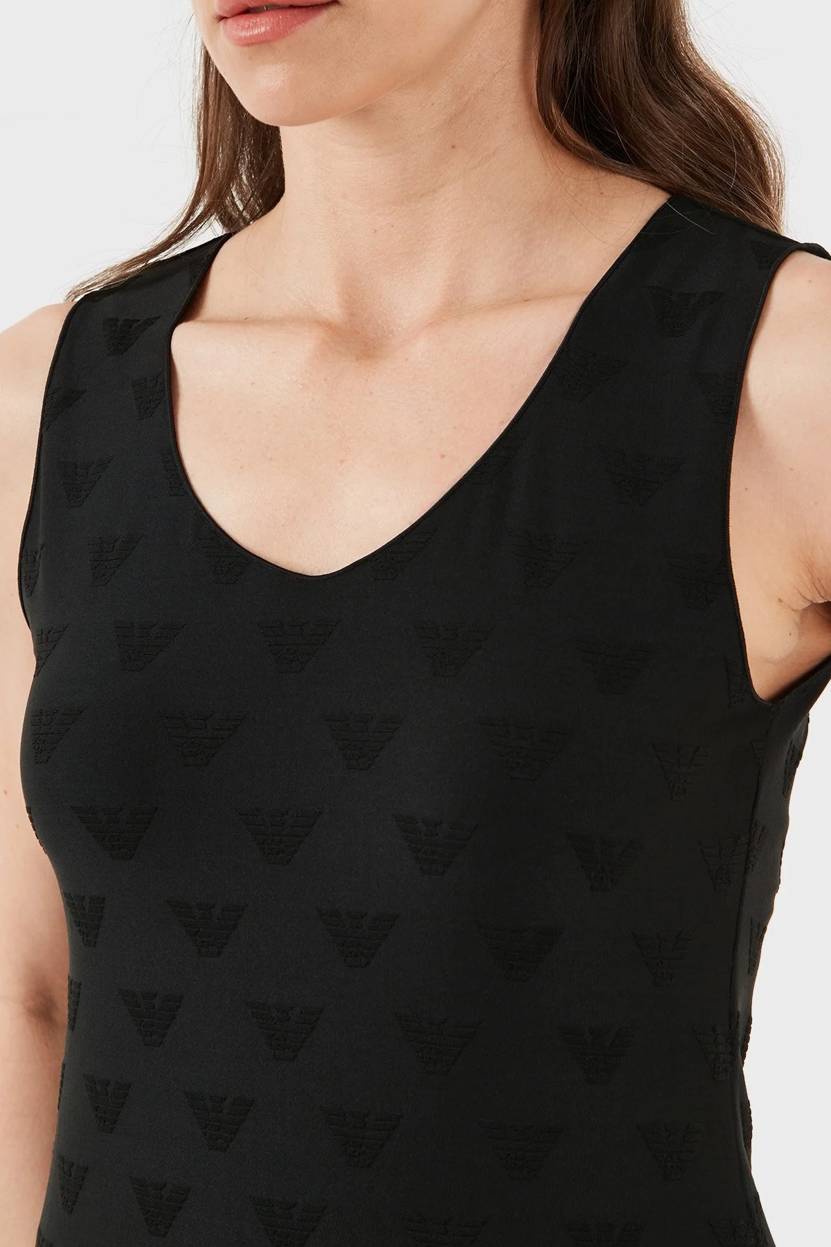 Emporio Armani Fitted V Yaka Bayan T Shirt 8N2K7E 2JHFZ F022 SİYAH - 5