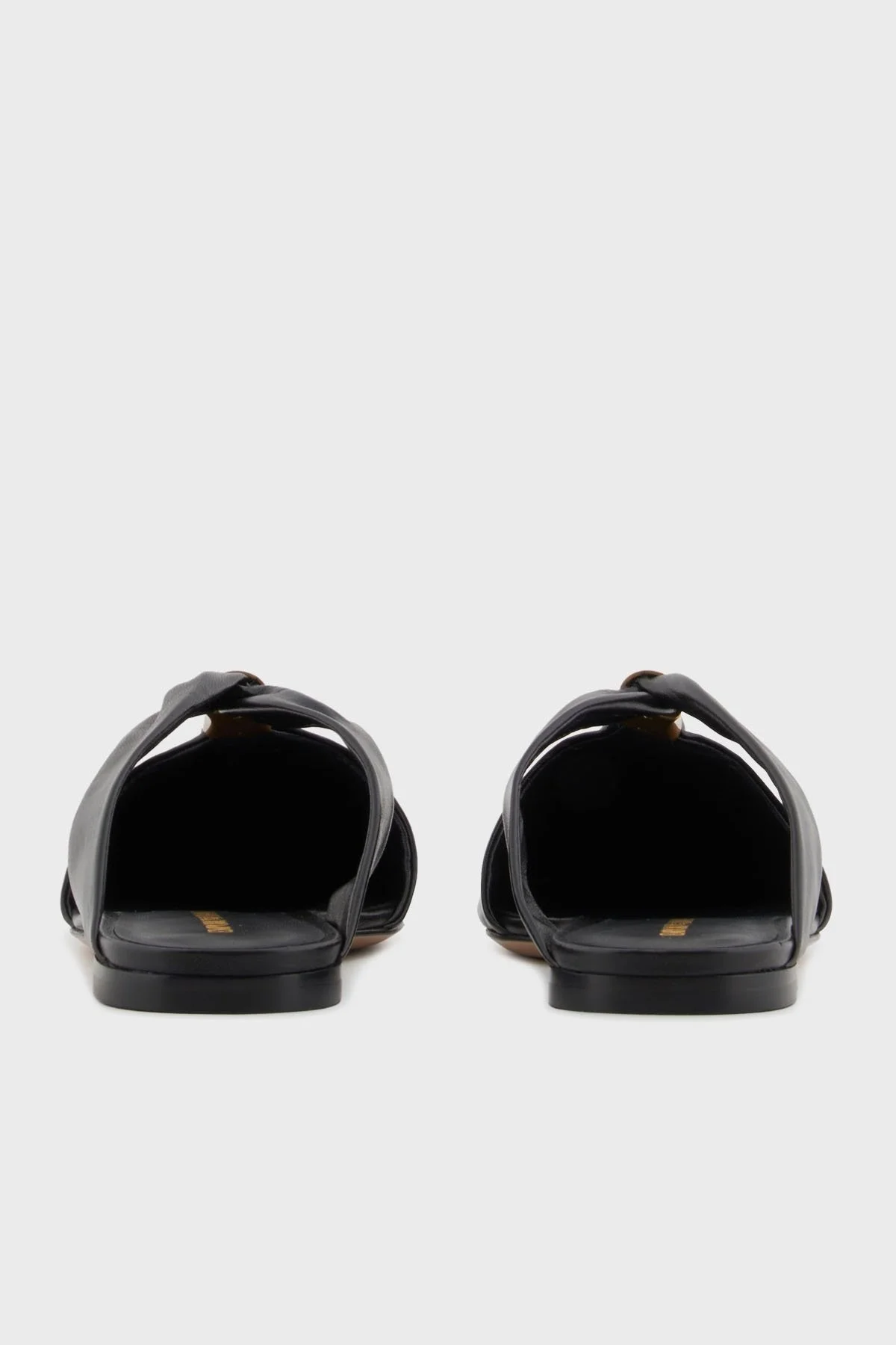 Emporio Armani Hakiki Deri Metalik Logo Detaylı Bayan Terlik X3R036 XF271 00002 SİYAH - 11