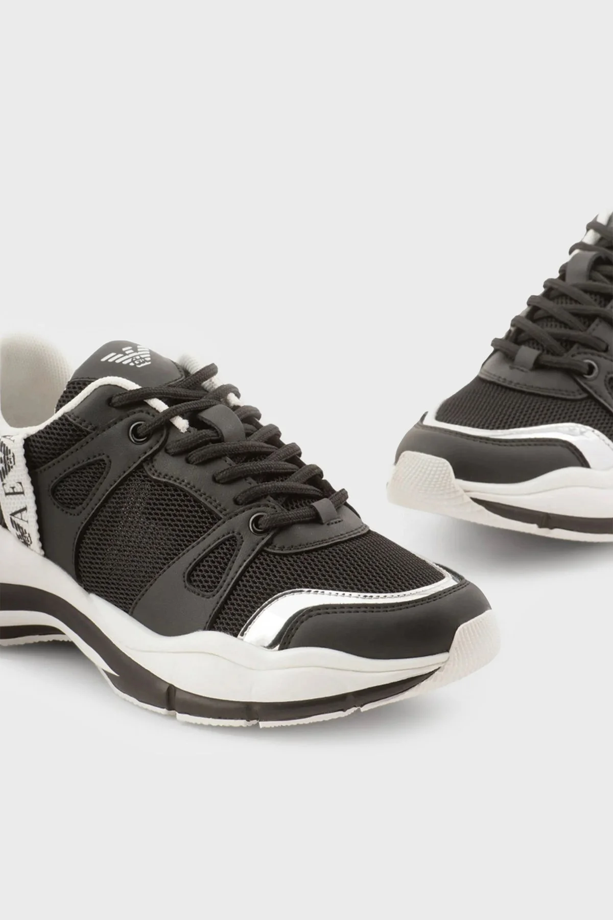 Emporio Armani Hakiki Deri Spor Bayan Ayakkabı X3X184 XN829 Q739 SİYAH-BEYAZ - 3