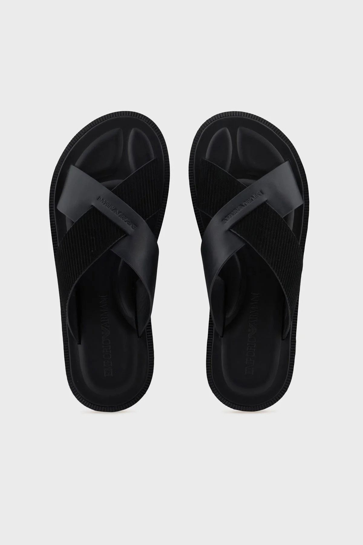 Emporio Armani Hakiki Deri ve Süet Detaylı Çapraz Çift Bantlı Erkek Terlik X4P124 XR340 K001 SİYAH - 9