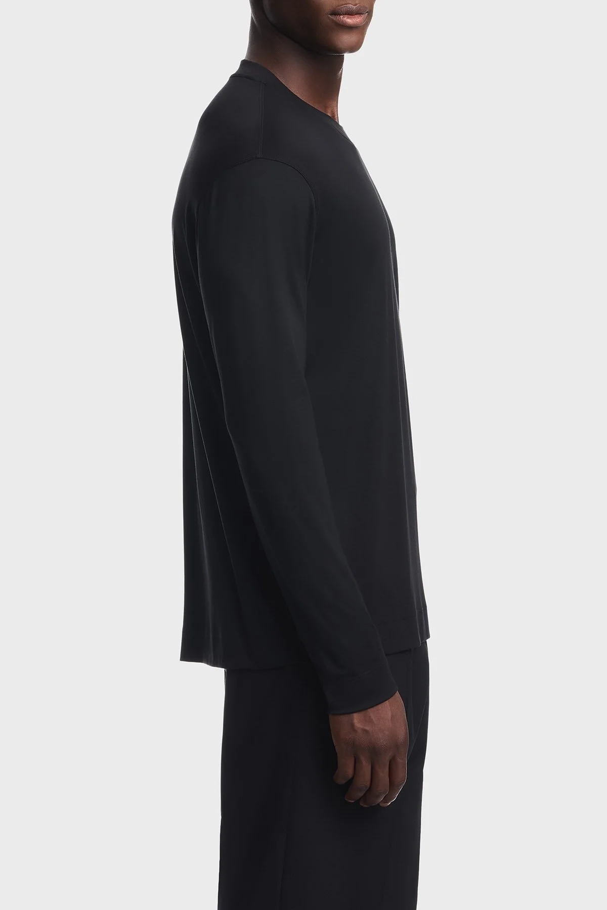 Emporio Armani İpek Karışımlı Bisiklet Yaka Uzun Kollu Erkek T Shirt EM006771 AF13721 UC001 Siyah - 5