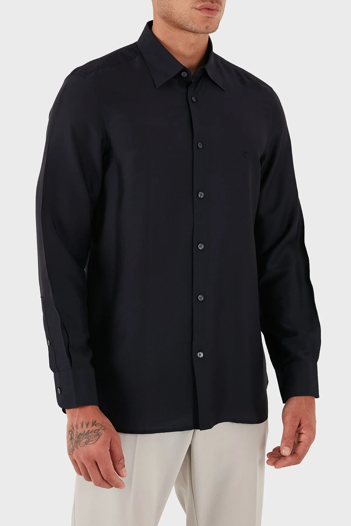 Emporio Armani İpek Karışımlı Regular Fit Klasik Yaka Erkek Gömlek EM001537 AF17293 UB118 LACİVERT - 4