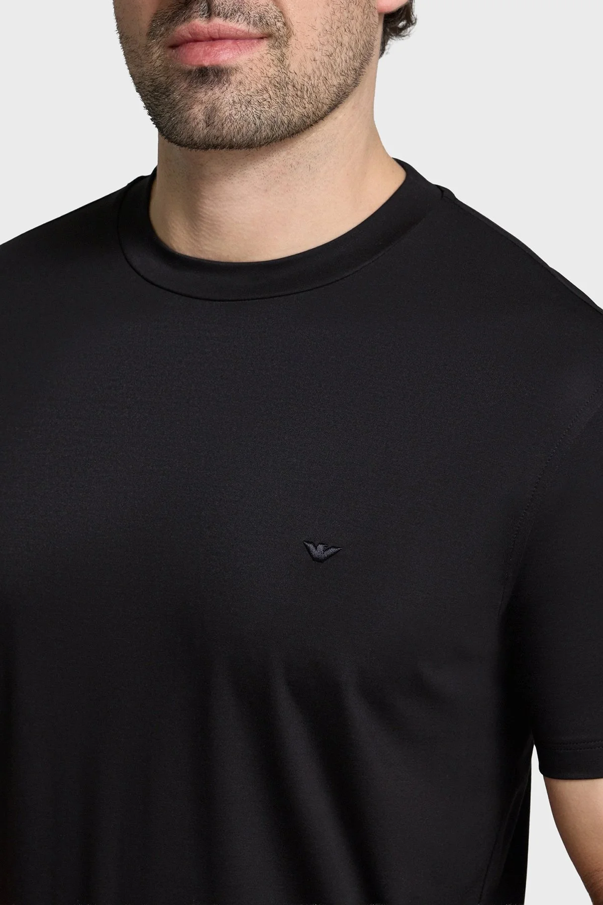 Emporio Armani İpek Karışımlı Regular Fit Logolu Bisiklet Yaka Erkek T Shirt EM004586 AF13721 UC001 SİYAH - 4