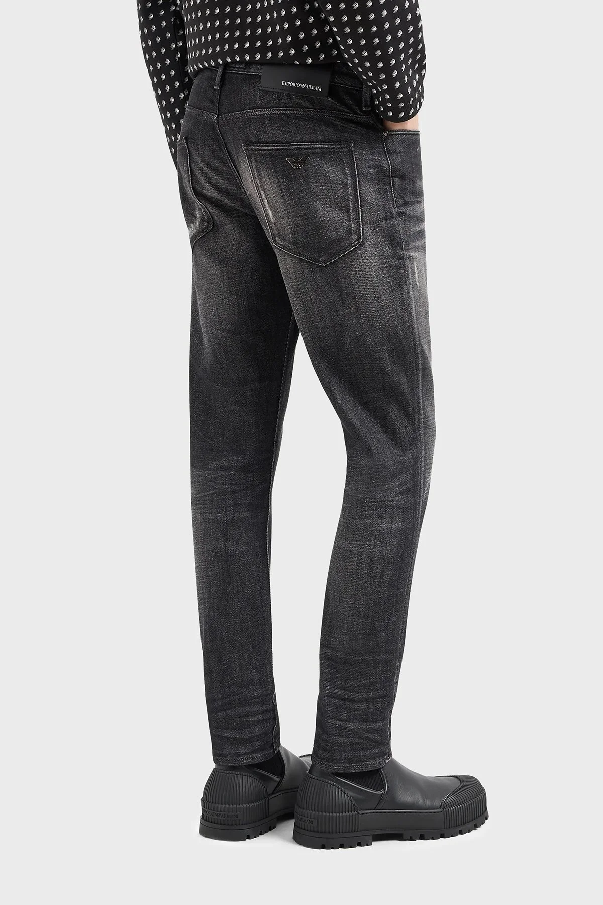 Emporio Armani J06 Düşük Bel Slim Fit Dar Paça Jeans Erkek Kot Pantolon 3D1J06 1D14Z 0006 SİYAH - 2
