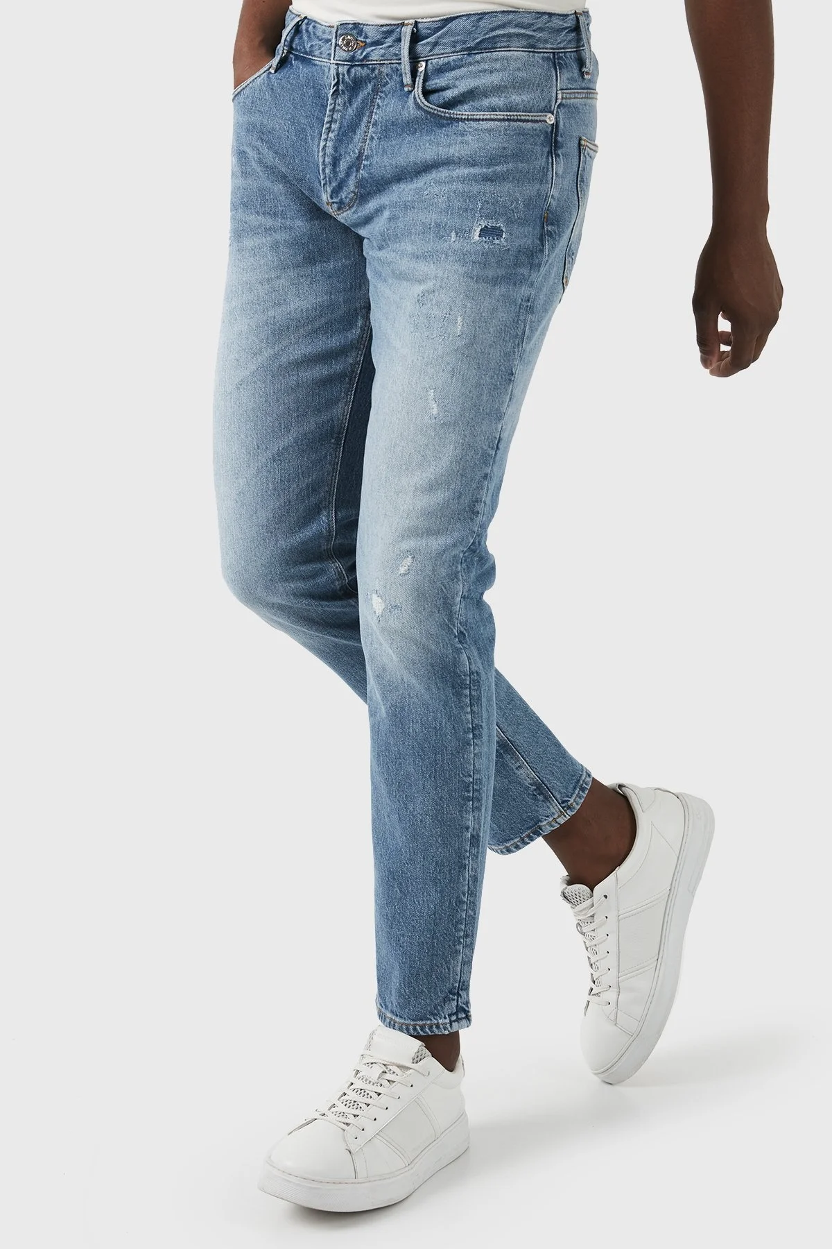 Emporio Armani J06 Düşük Bel Slim Fit Jeans Erkek Kot Pantolon 3D1J06 1D06Z 0943 Buz Mavi - 3